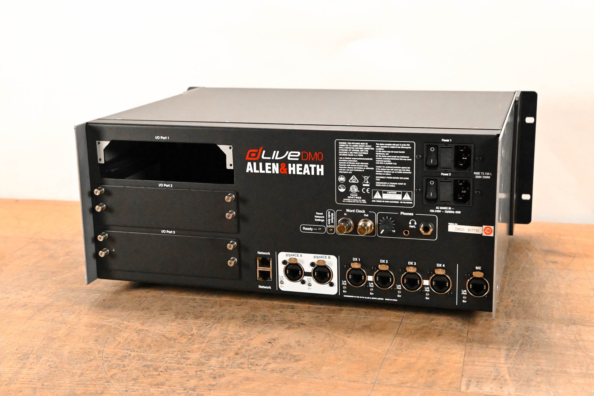 Allen & Heath dLive DM0 MixRack
