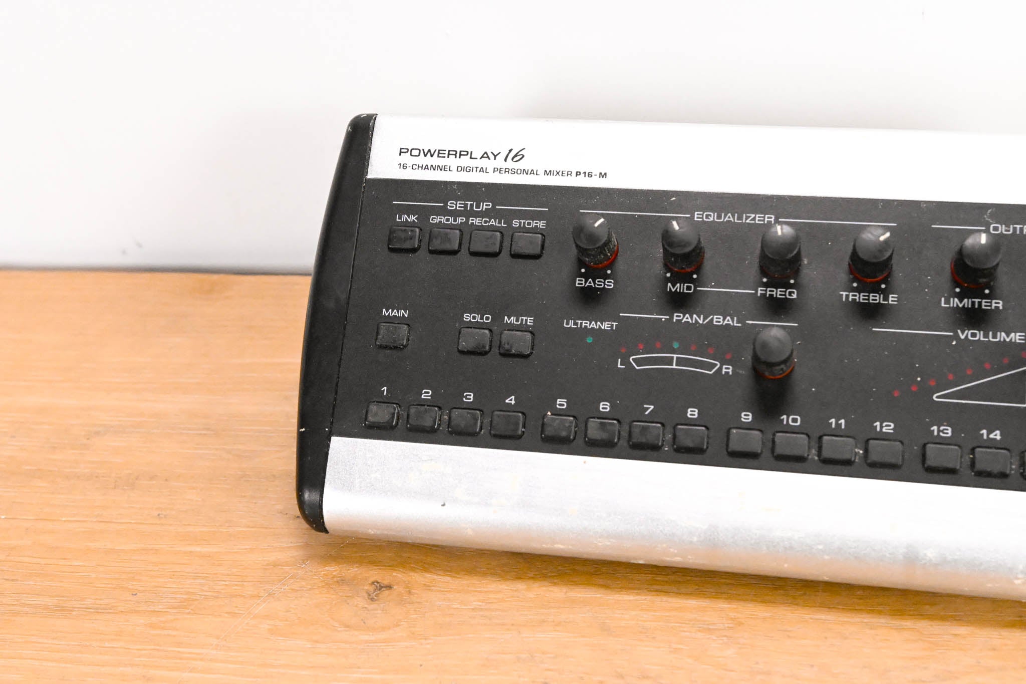 Behringer Powerplay P16-M 16-Channel Digital Personal Mixer