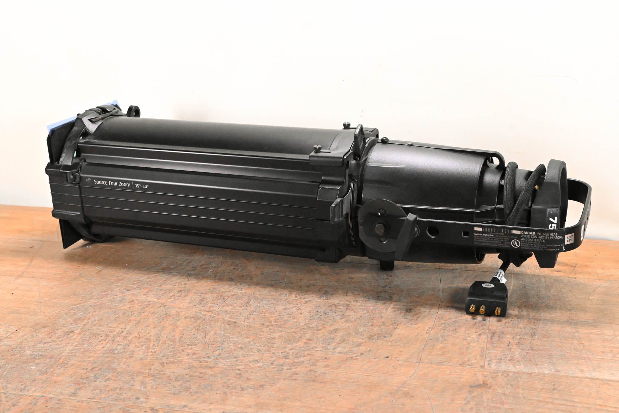 ETC Source Four Zoom 15-30 Degree 750 Ellipsoidal Light