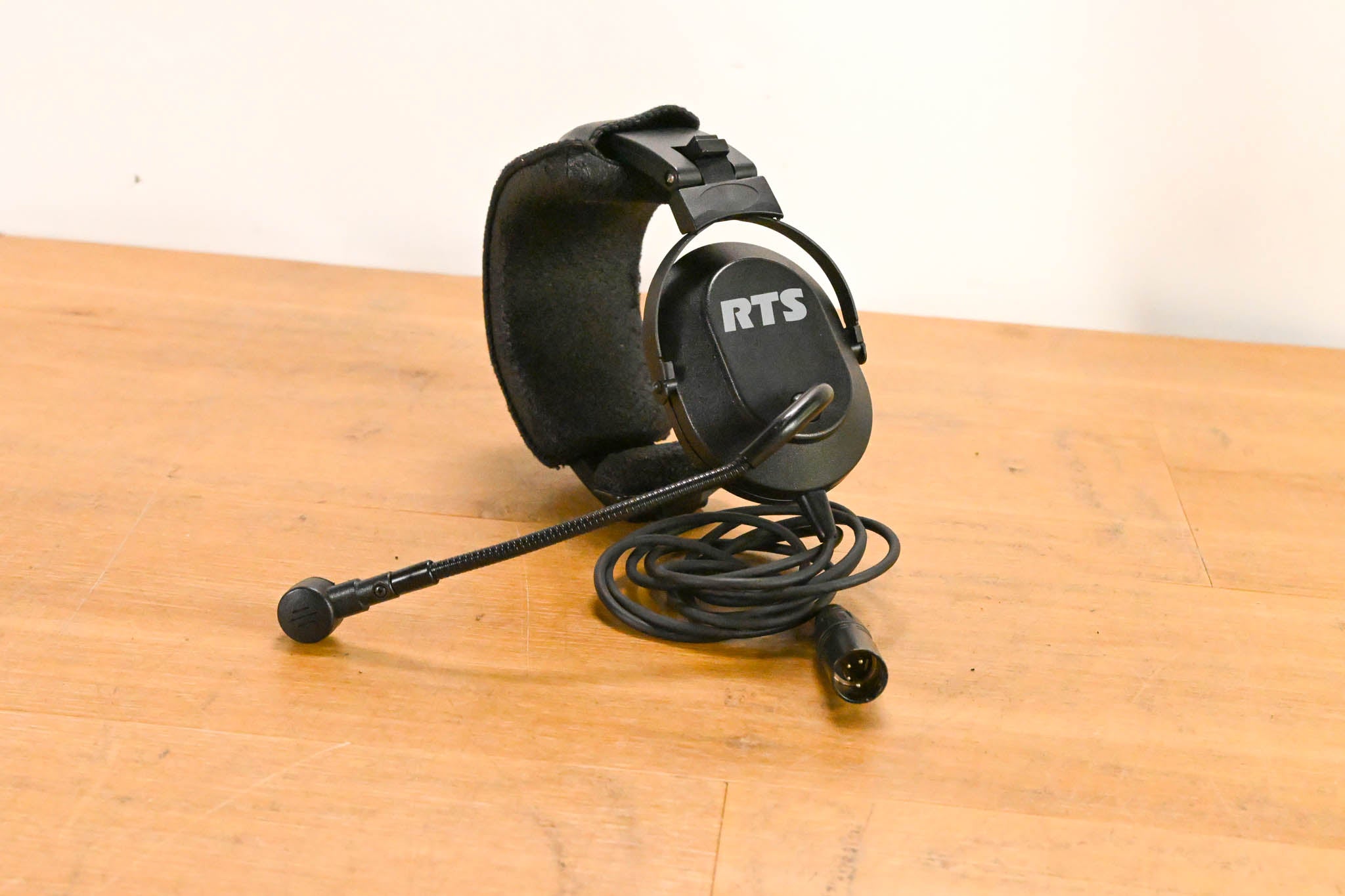 RTS HR-1 Single-Sided Headset with Flexible Dynamic Boom Mic