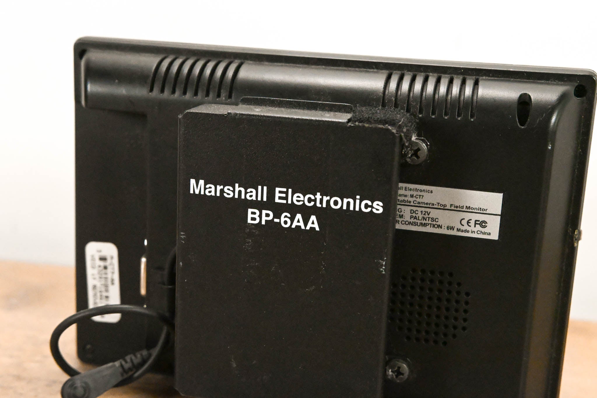 Marshall M-CT7 7" Portable Camera-Top LCD Field Monitor