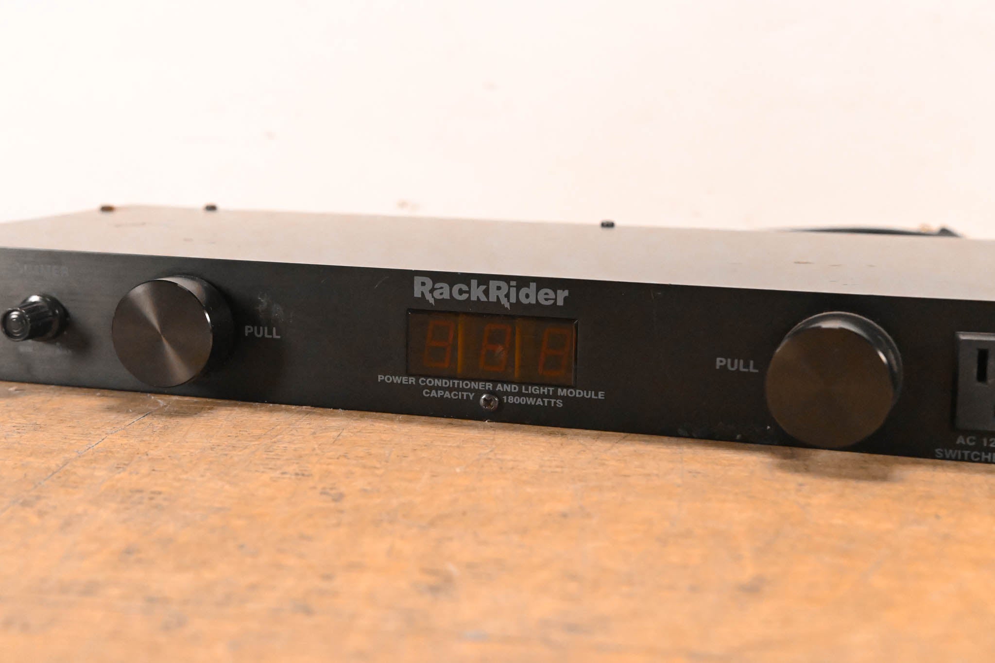 Furman RackRider RR-15PLUS 1RU Power Conditioner w/ Lights + V-Meter