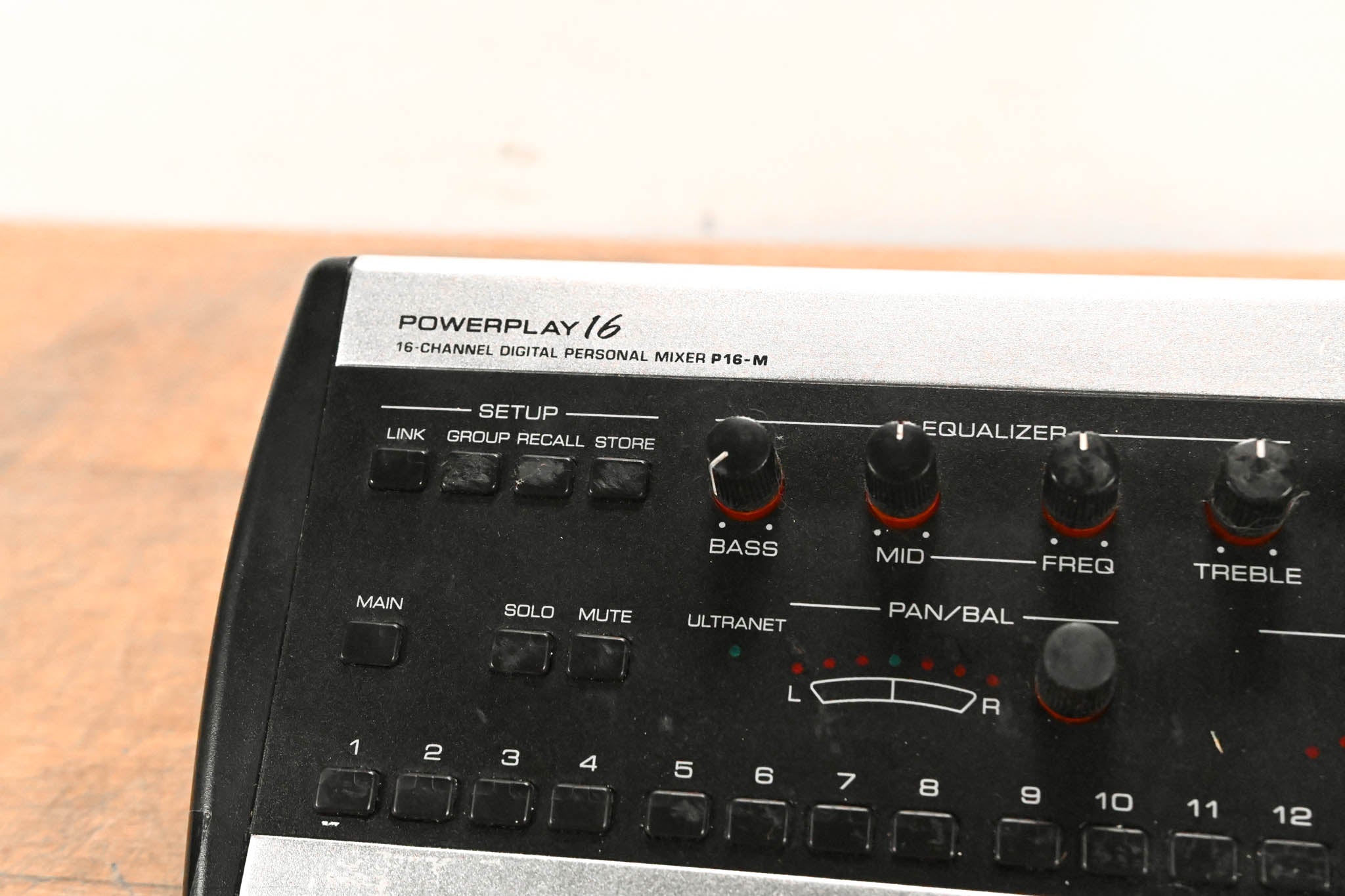 Behringer Powerplay P16-M 16-Channel Digital Personal Mixer
