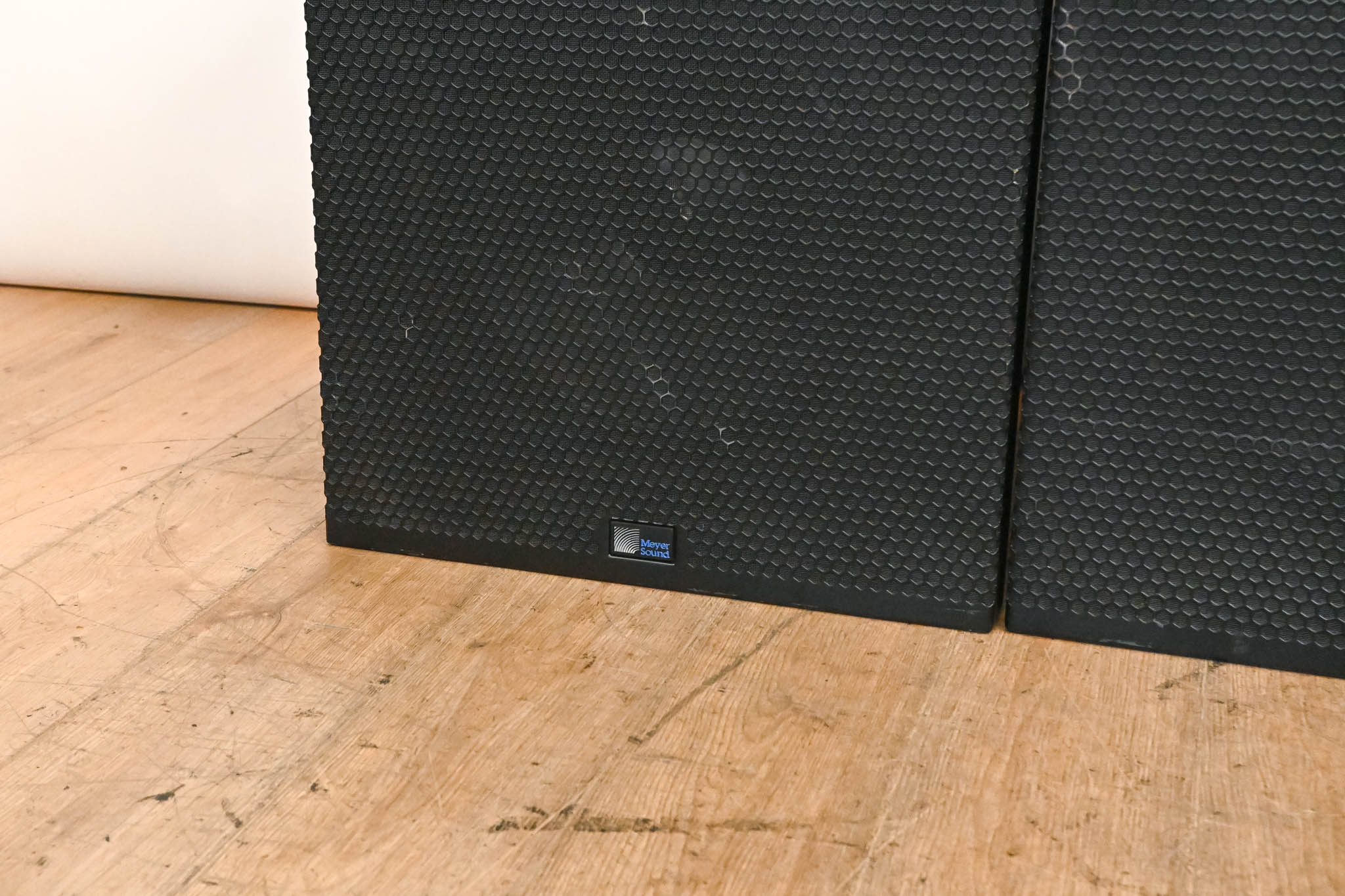 Meyer Sound CQ-2 Active Narrow Coverage Main Loudspeaker (PAIR)