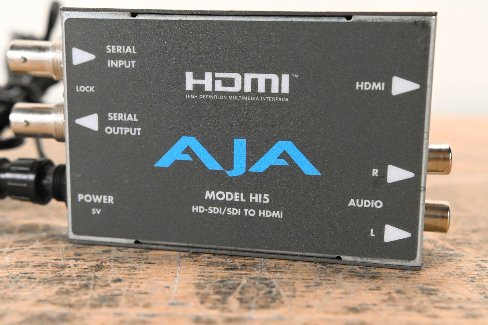 AJA HI5 HD/SD-SDI to HDMI Video and Audio Converter