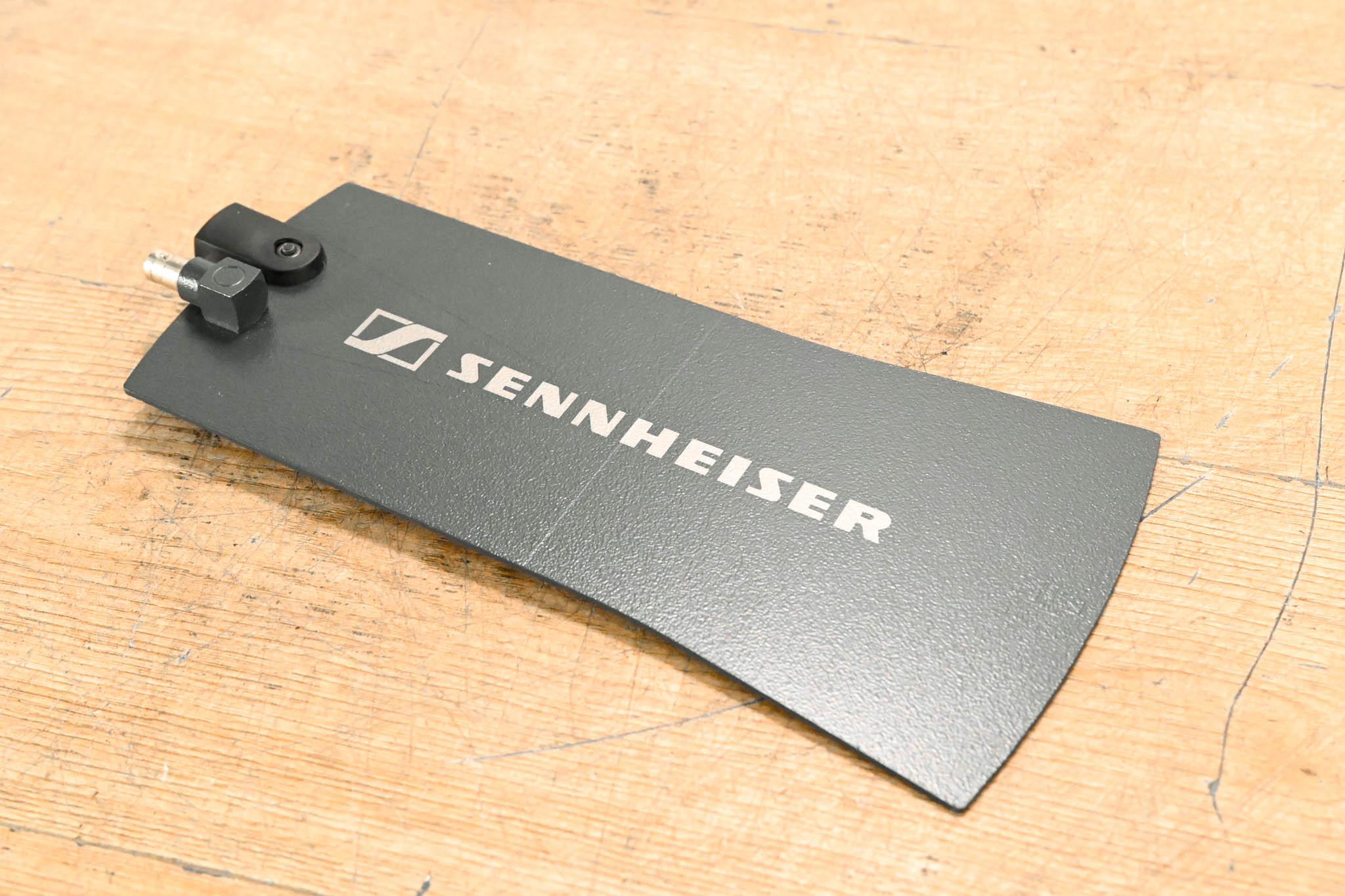 Sennheiser A 1031-U Omnidirectional UHF Antenna