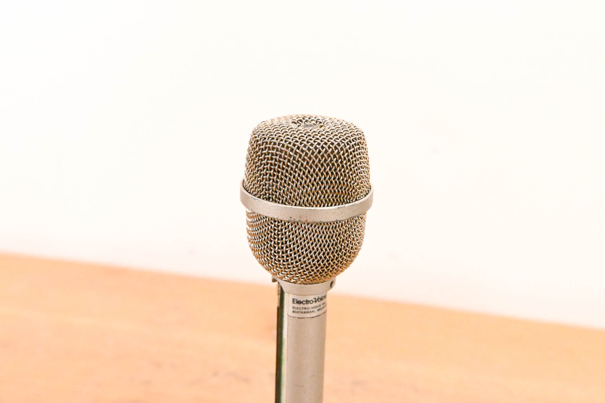 Electro-Voice (EV) RE11 Supercardioid Dynamic Microphone