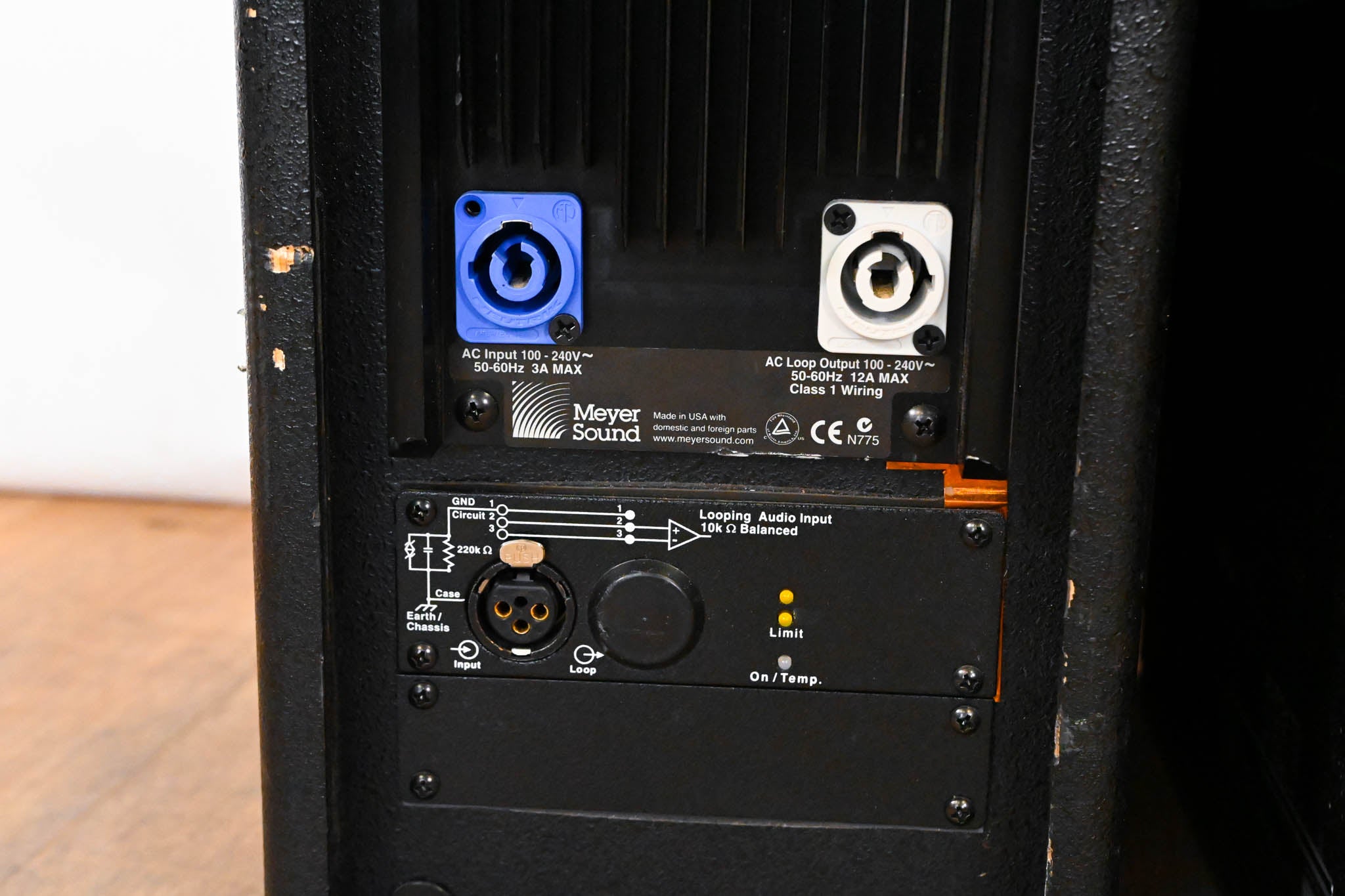 Meyer Sound UPJ-1P Compact VariO Loudspeaker (PAIR)