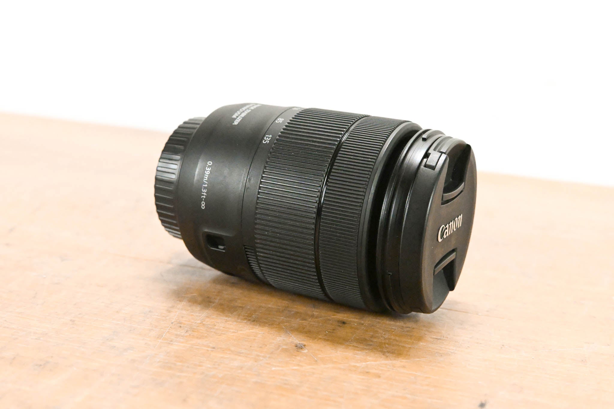 Canon EF-S 18-135mm f/3.5-5.6 IS NANO USM Lens