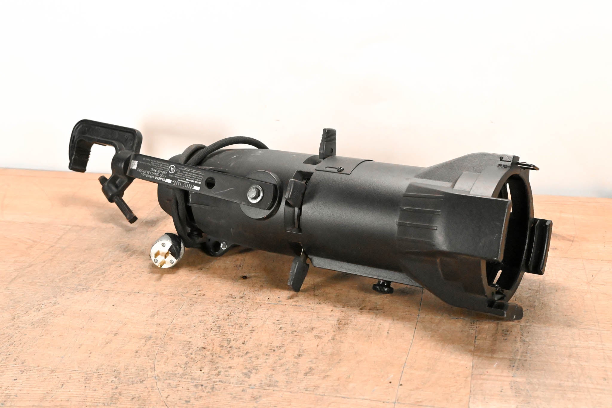 ETC Source Four Jr 50 Degree 575 Ellipsoidal Light