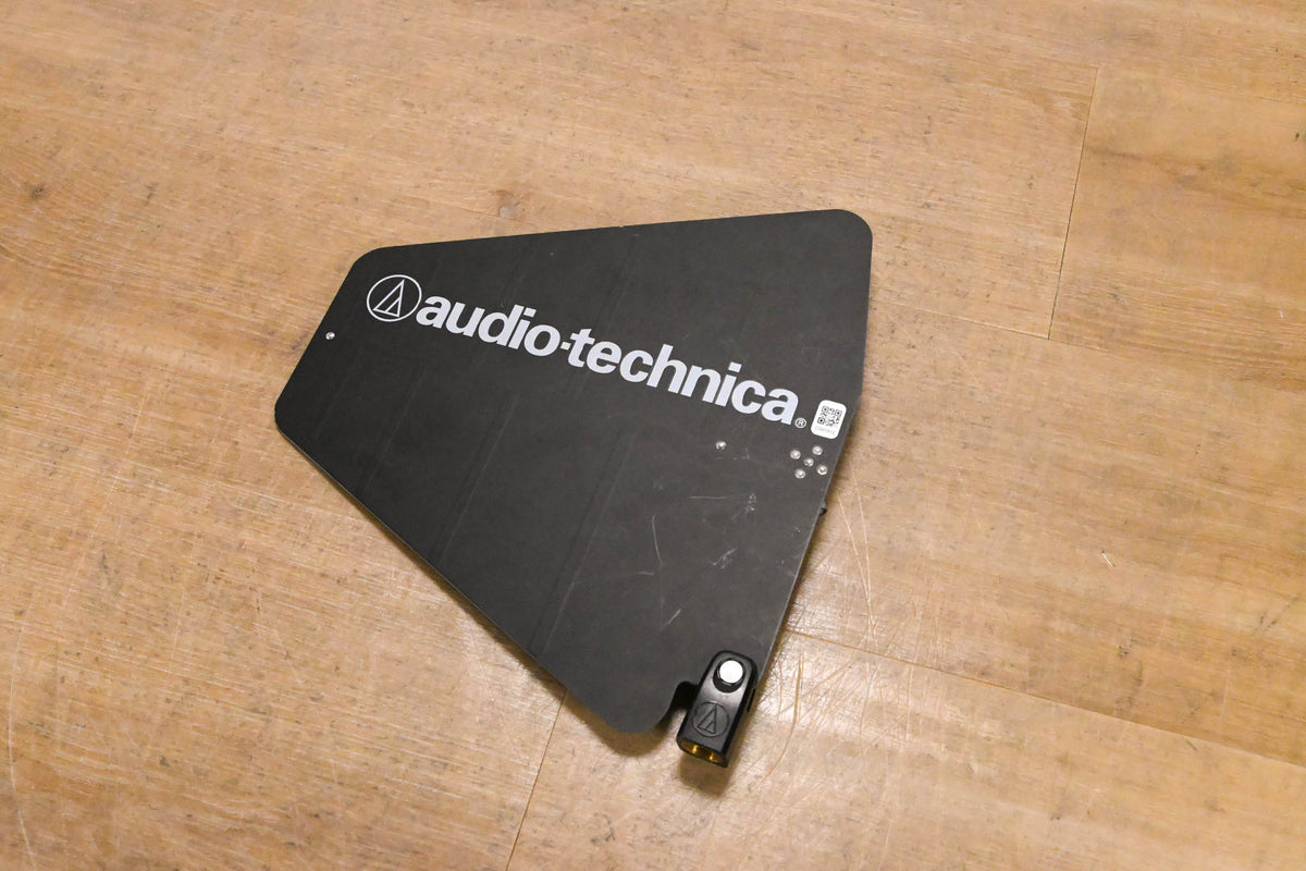Audio-Technica ATW-A49 UHF Wideband LPDA Antenna - 440-900 MHz