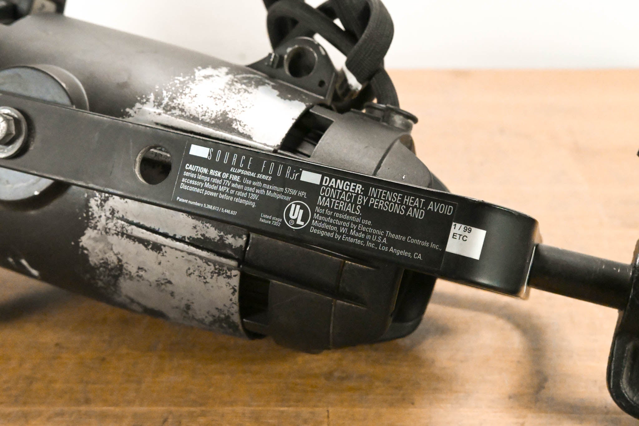 ETC Source Four Jr 25-50 Degree Zoom 575 Ellipsoidal Light