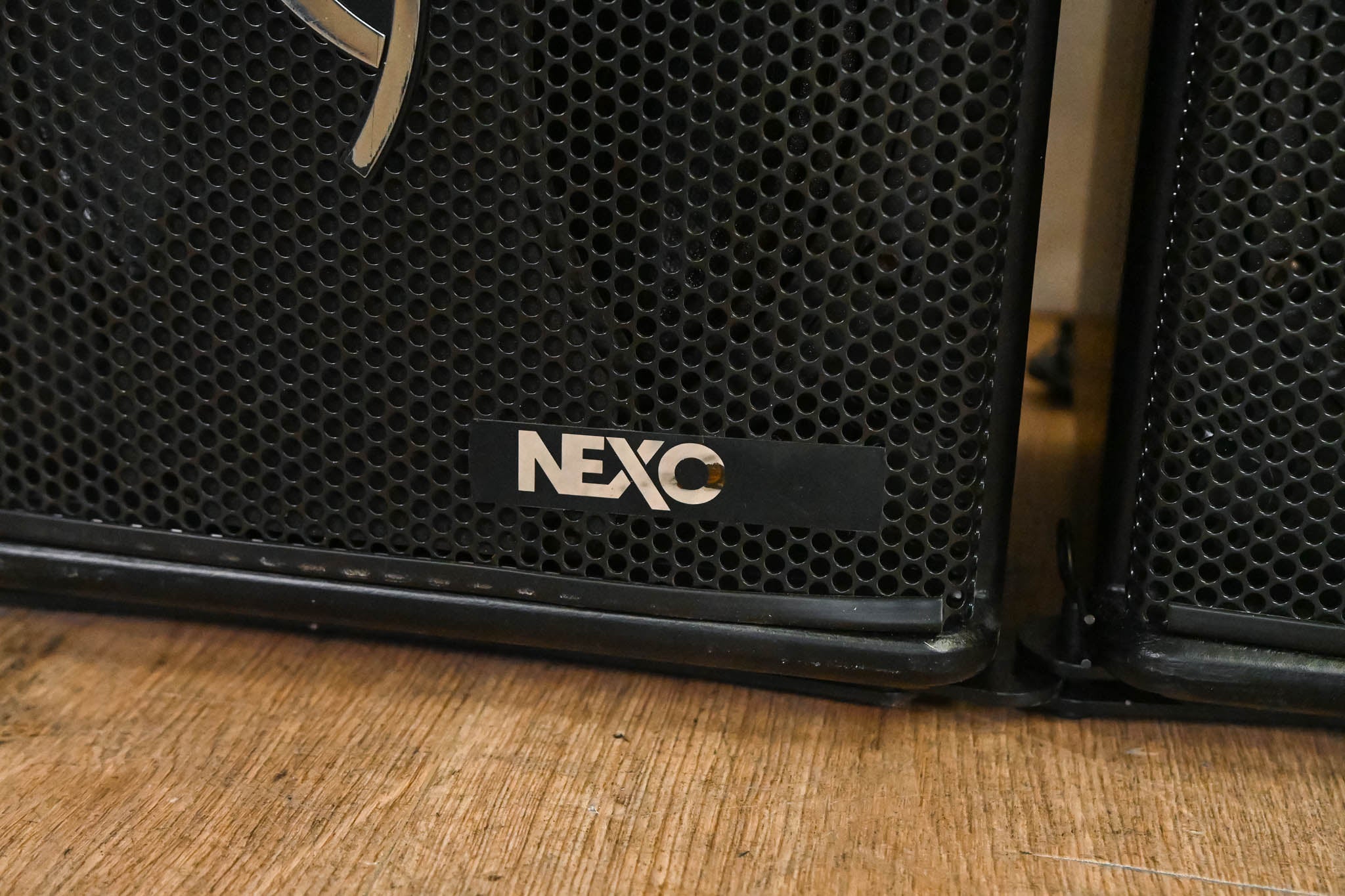 NEXO GEO S805 Compact High-Output Array Module (PAIR)