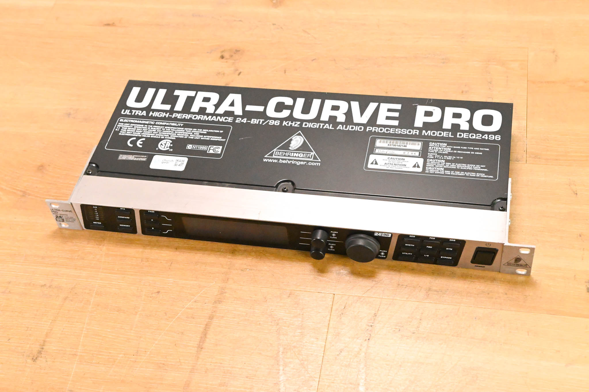 Behringer Ultracurve Pro DEQ2496 Equalizer and Mastering Processor