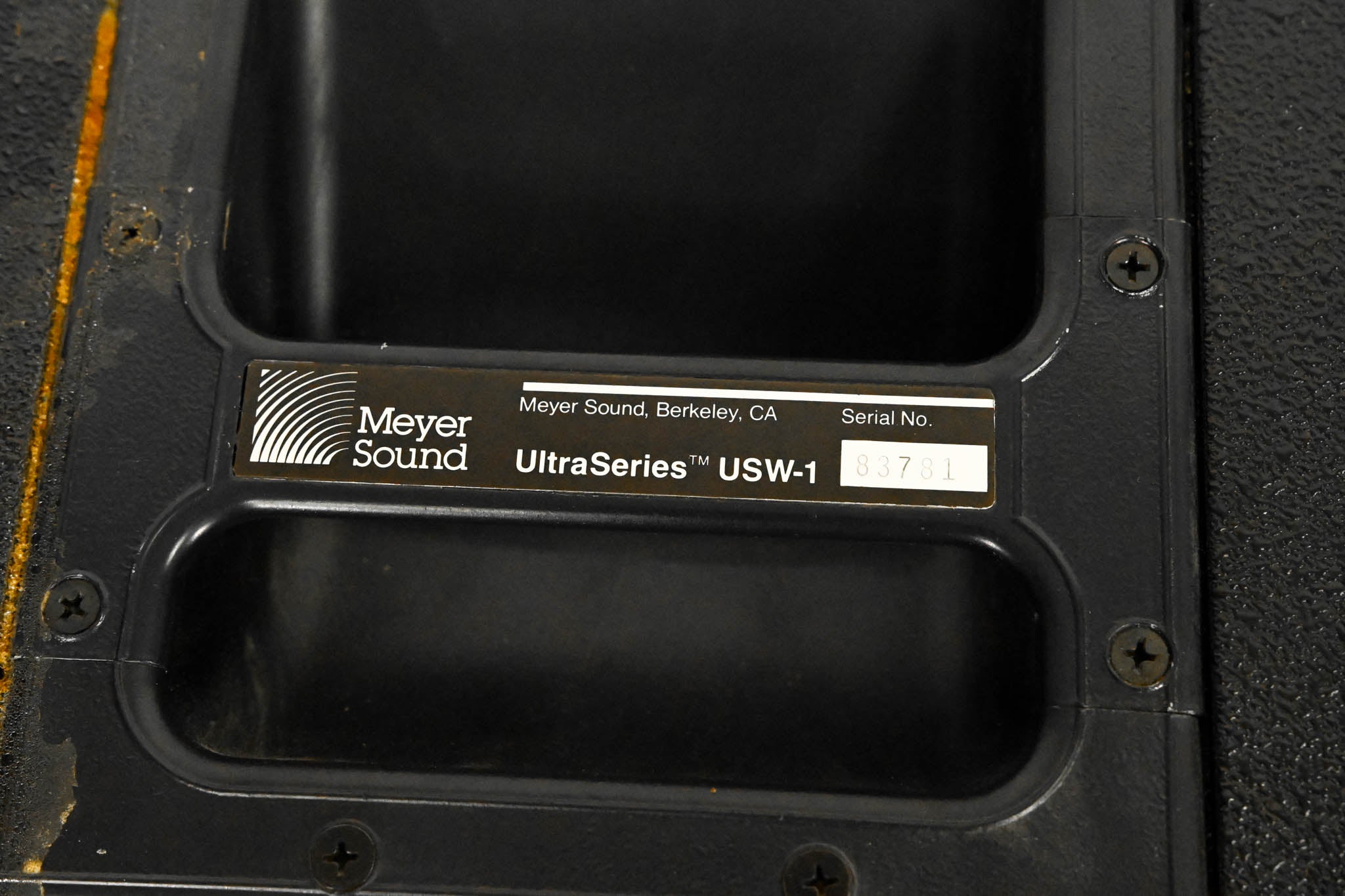 Meyer Sound UltraSeries USW-1 Dual 15" Passive Subwoofer