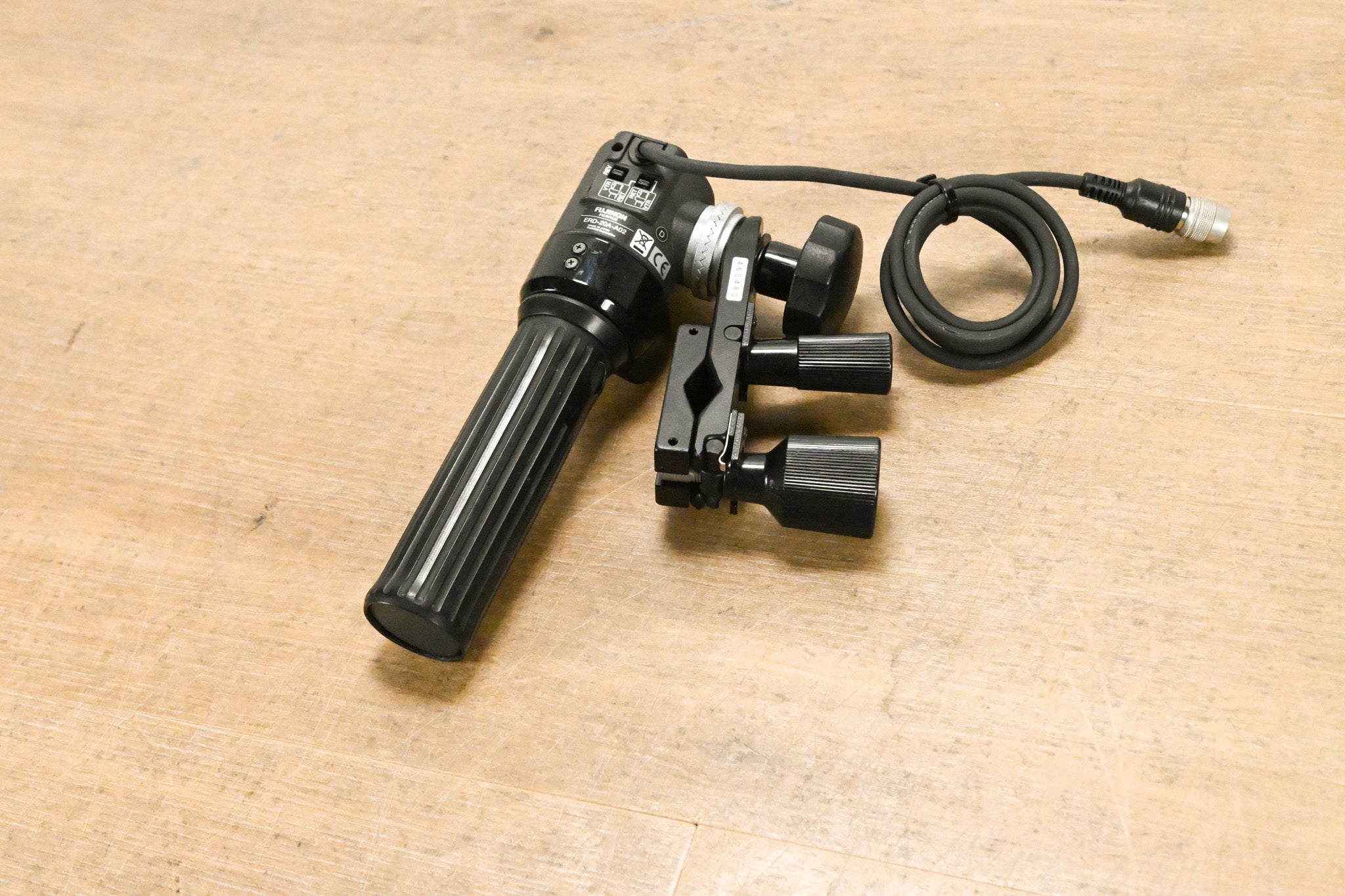 Fujinon ERD-20A-A02 Zoom Demand with MCA-7 Mounting Clamp