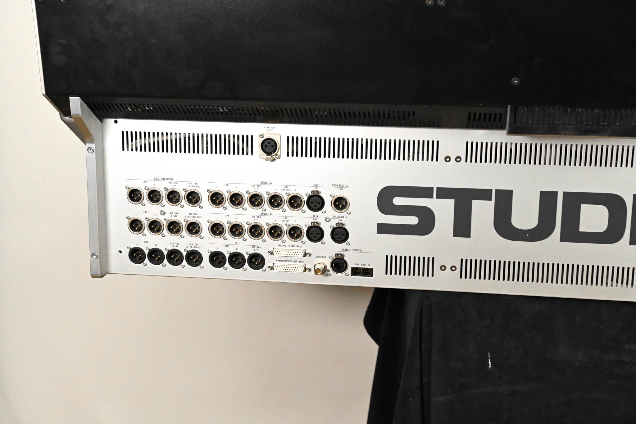 Studer Vista 5 M3 Digital Mixing Console