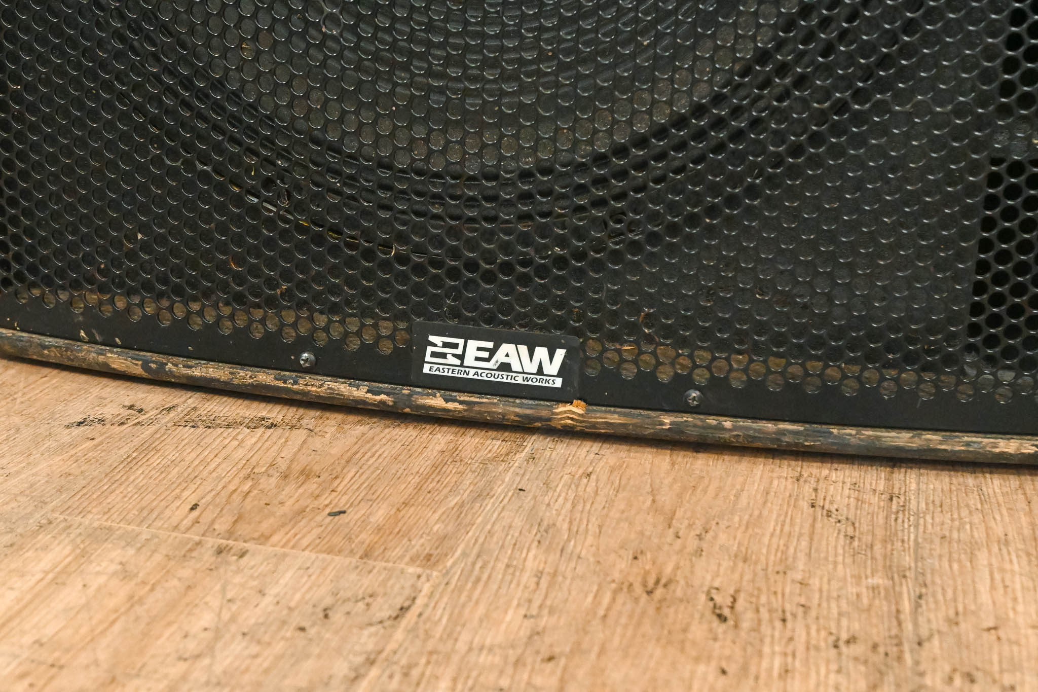 EAW LA128z Dual 18" Passive Subwoofer