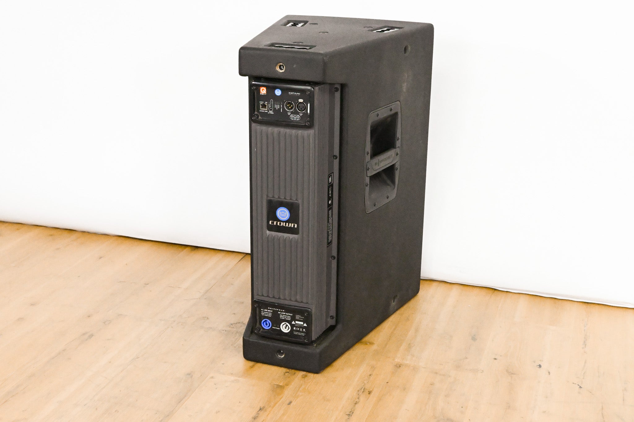JBL VP7212/64DPAN Powered 12-inch Integrated Loudspeaker