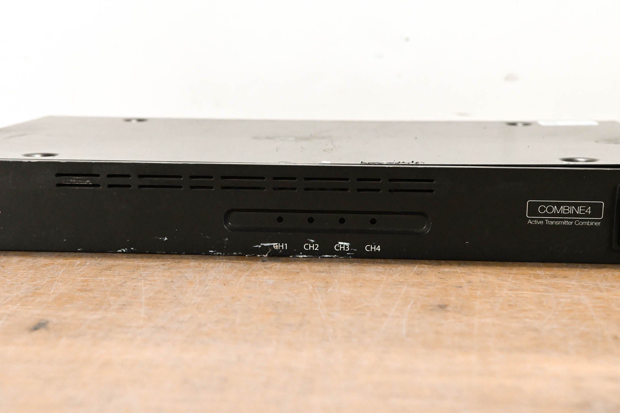 RF Venue COMBINE4 4-Channel UHF IEM Transmitter Antenna Combiner