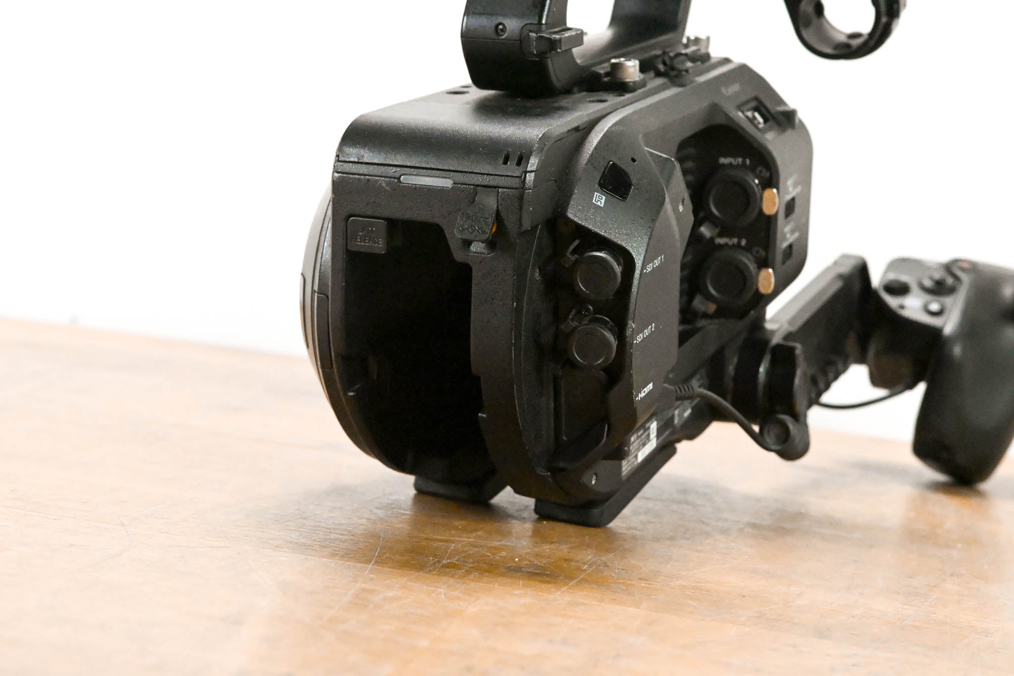 Sony PXW-FS7 XDCAM Super 35 Professional Camcorder CG01XN7