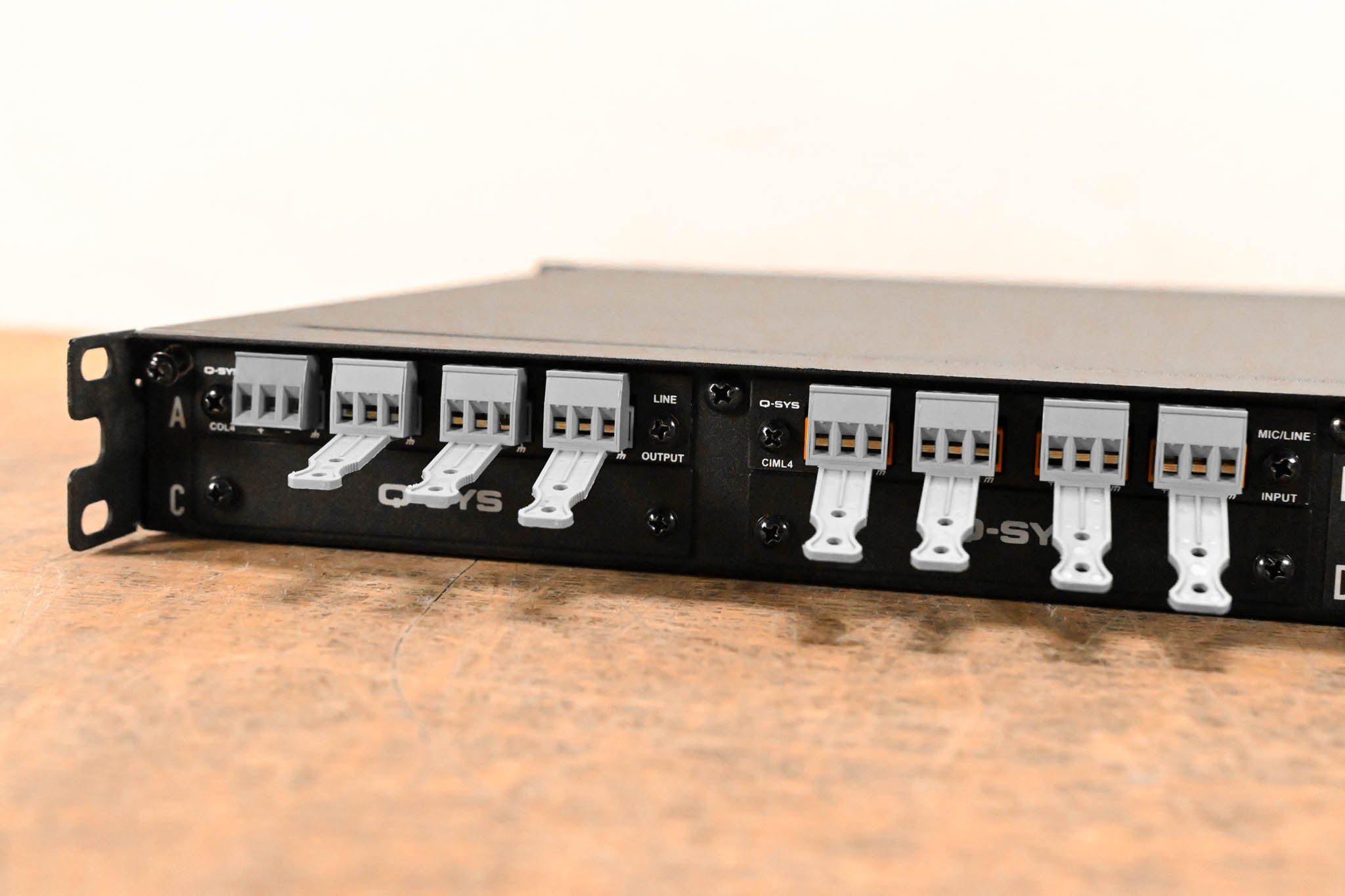 QSC Q-SYS I/O Frame Type 2