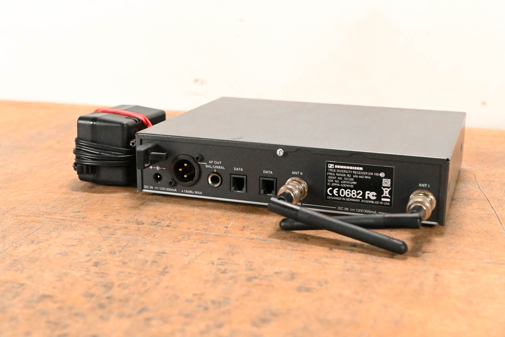 Sennheiser EM 100 G3 Wireless Receiver - B2 Range: 626-662 MHz