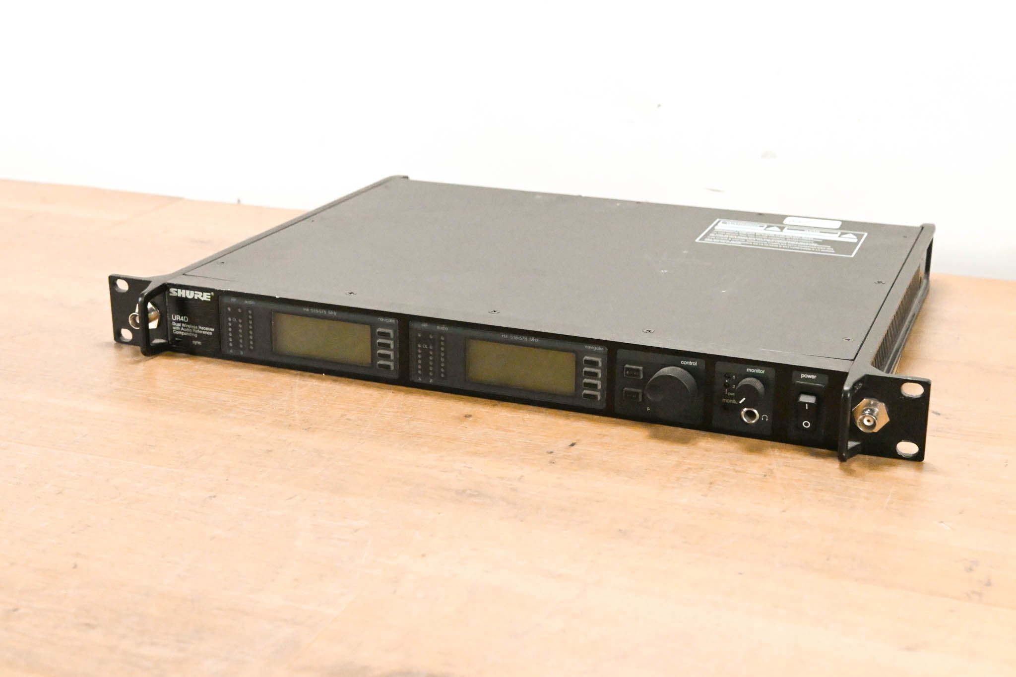Shure UR4D Dual-Channel UHF Wireless Receiver - H4 Band: 518-578 MHz