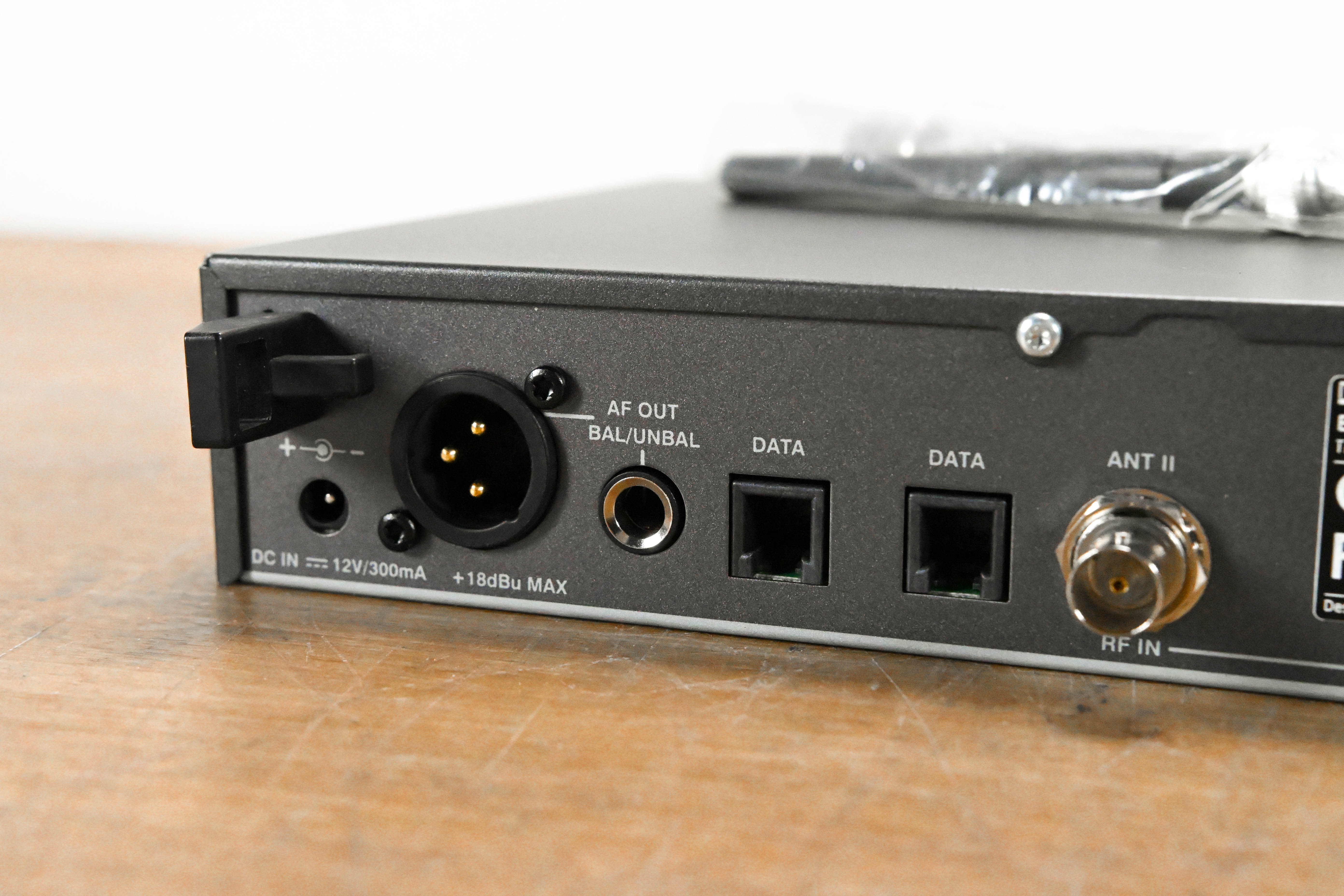 Sennheiser ew 100 G3 Handheld Wireless System A Range - NO POWER SUPPLY