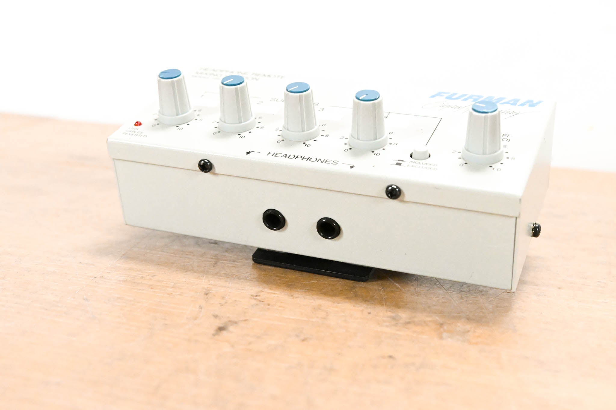 Furman HR-6 6-Channel Headphone Mixing Station