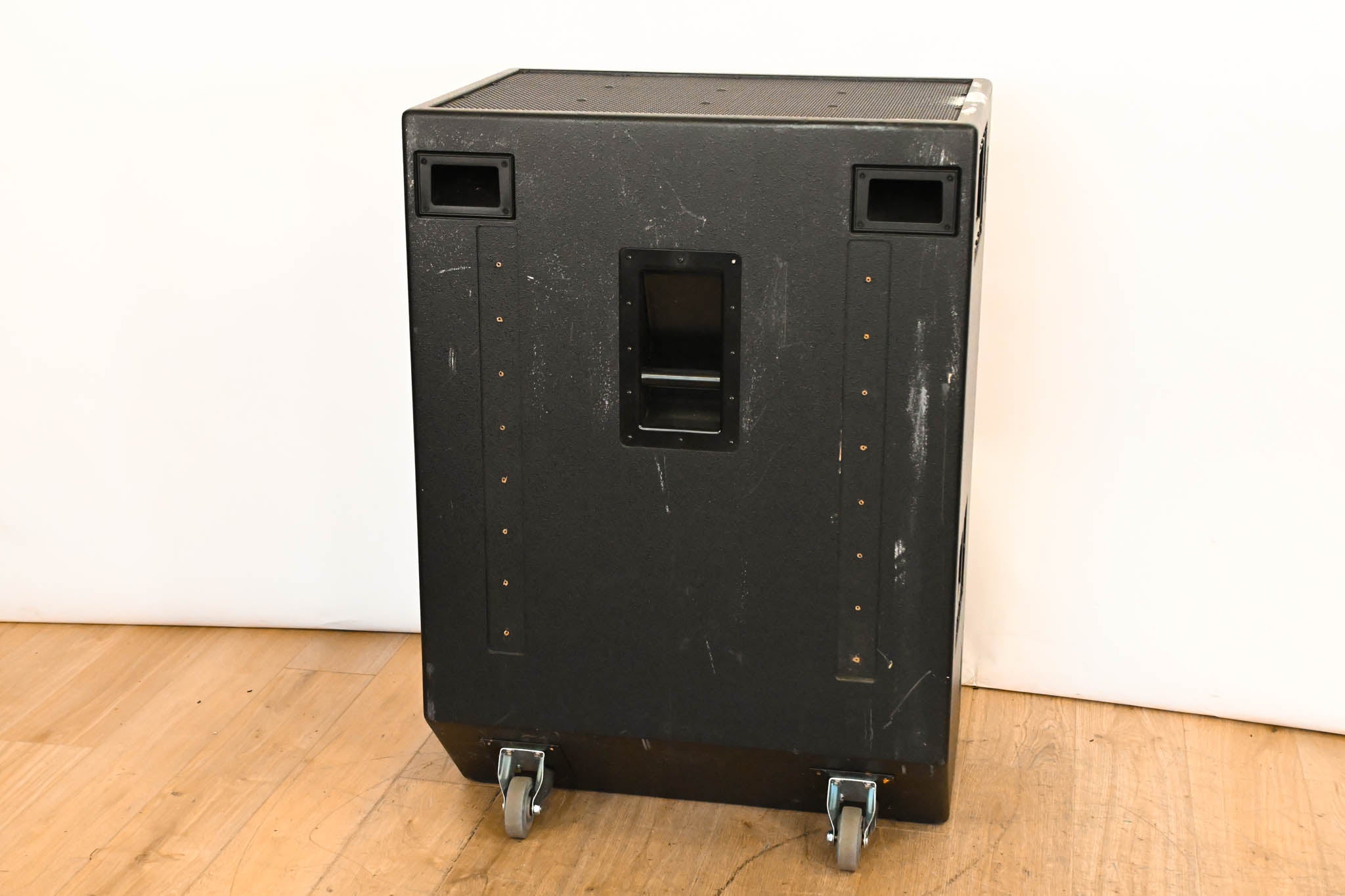 EAW SB1000zR High Output Dual 18" Passive Subwoofer