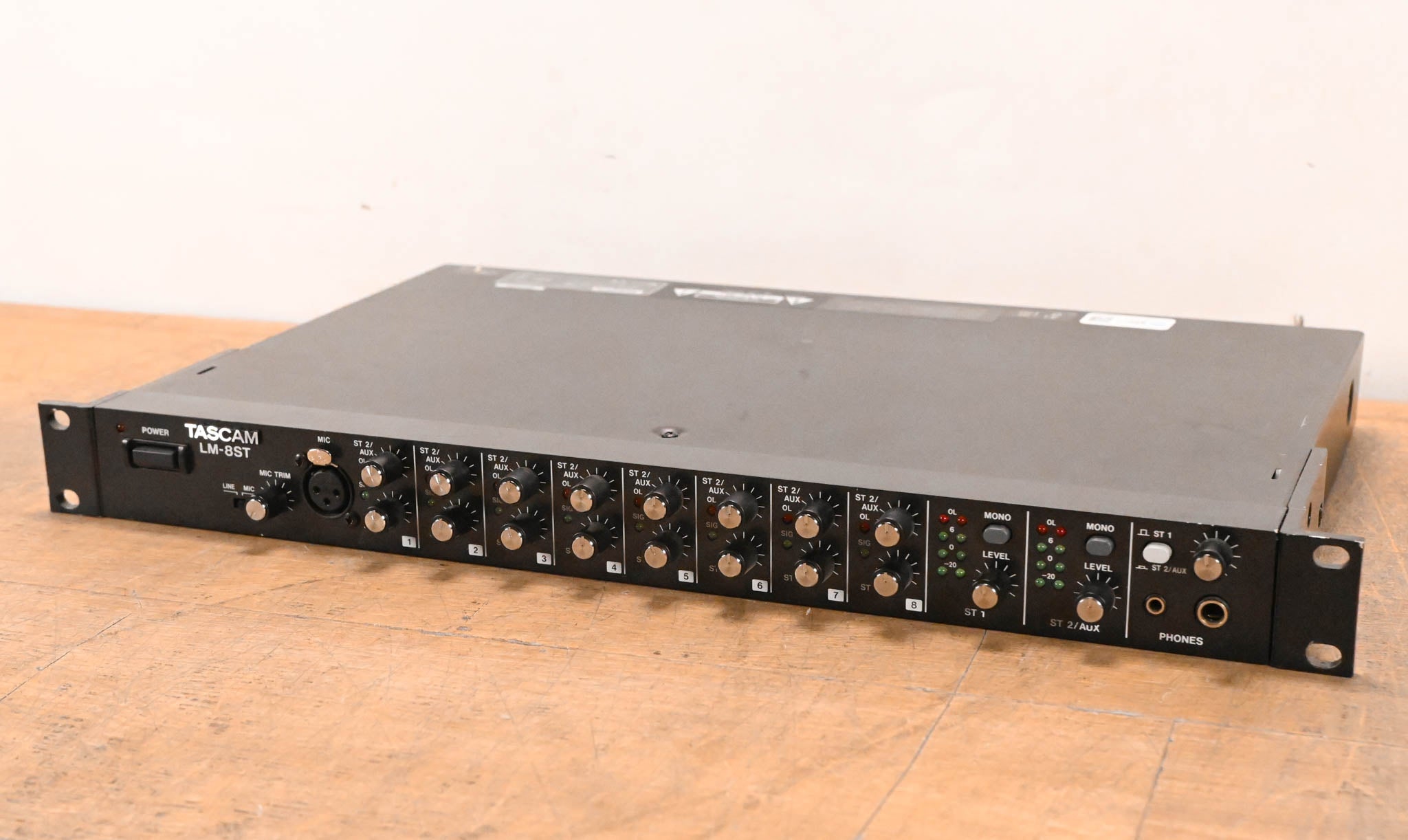 TASCAM LM-8ST Rackmount Line Mixer