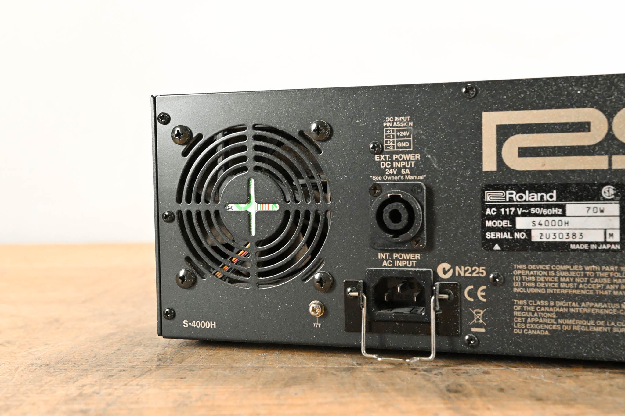 Roland S-4000H Digital Snake 32 x 8 Front of House Unit