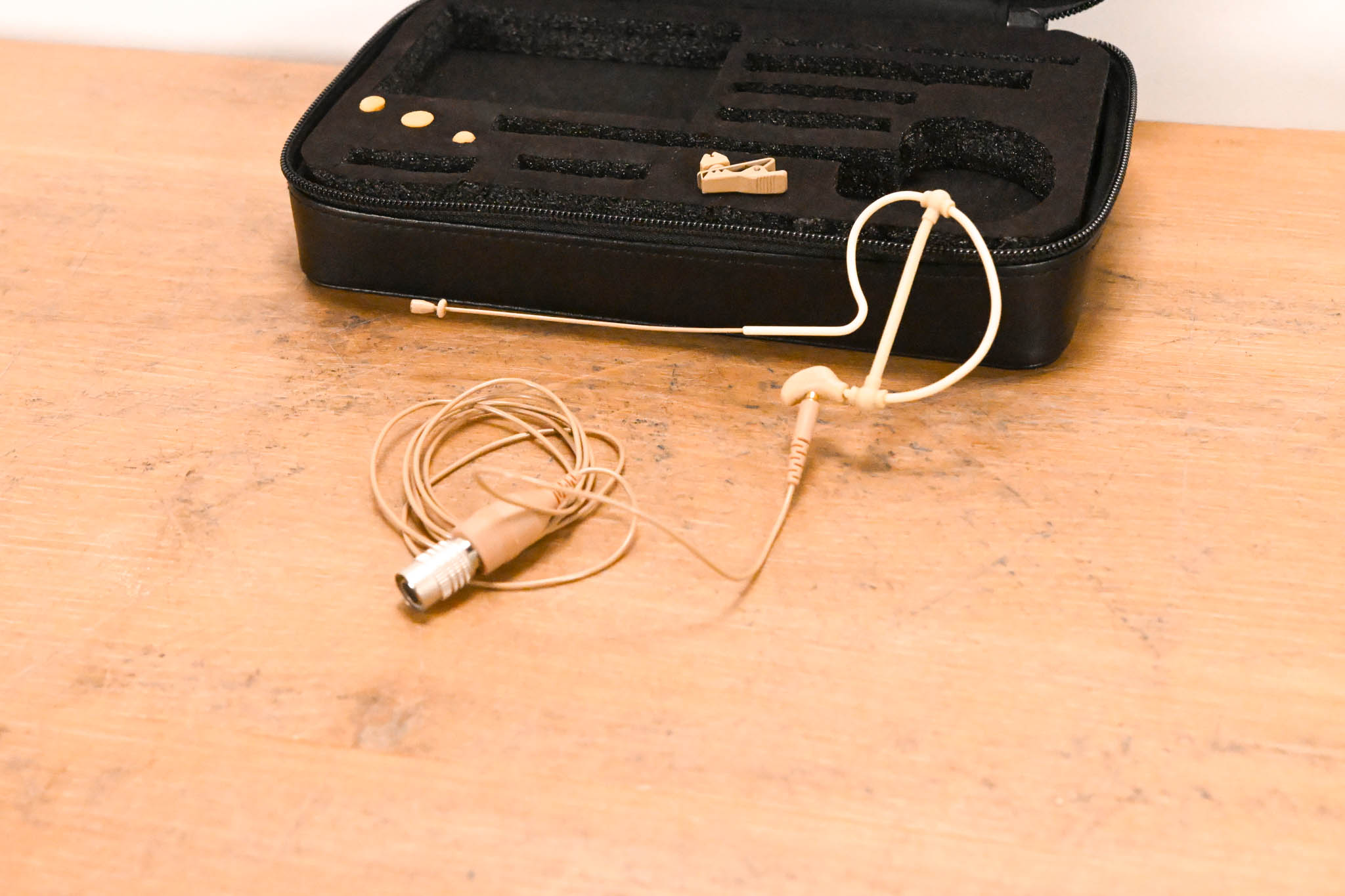 Samson SE10 Earset Microphone with Condenser Capsule & Accessories