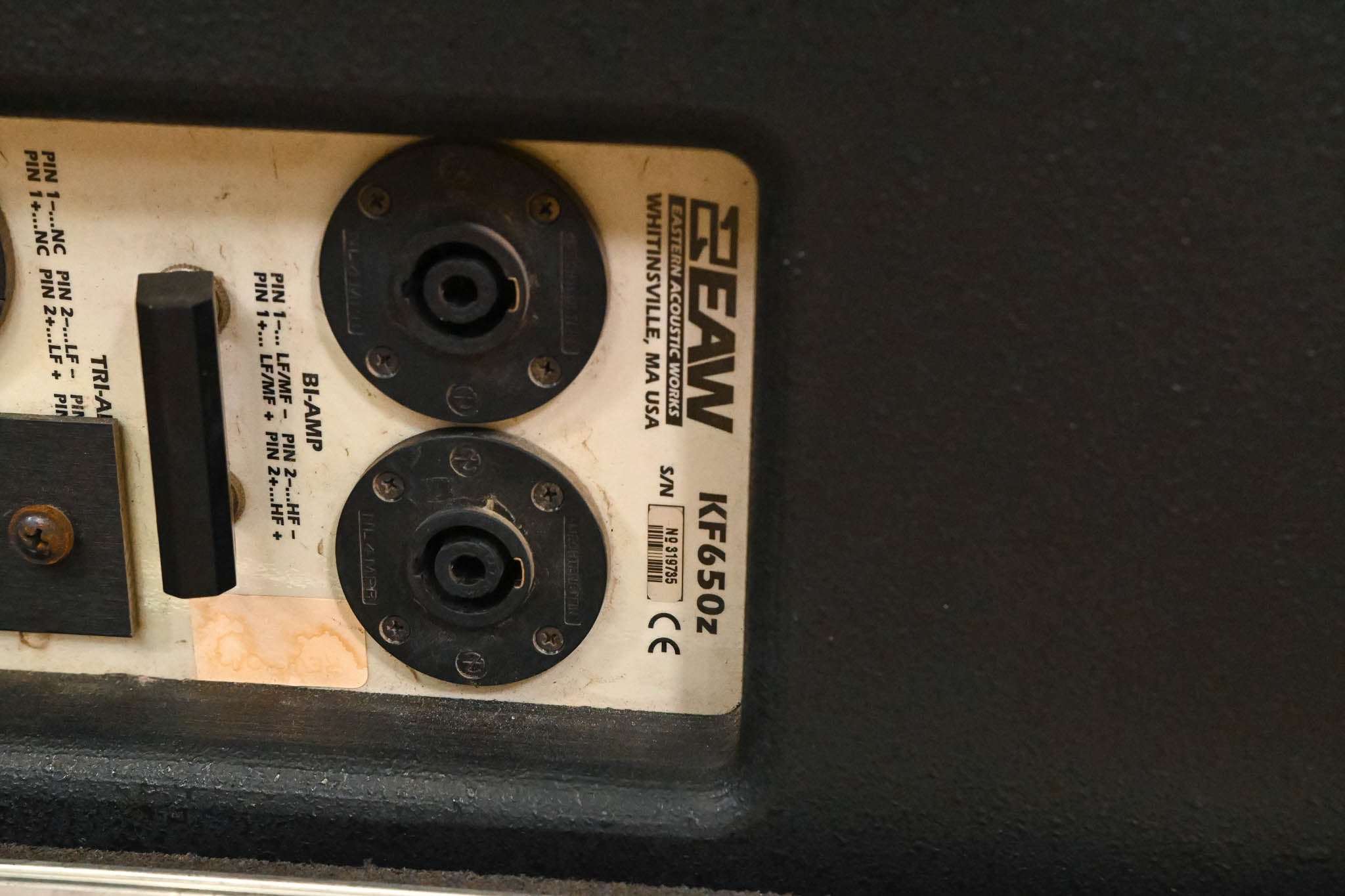 EAW KF650z Virtual Array Full Range Loudspeaker (PAIR) w/ Road Case