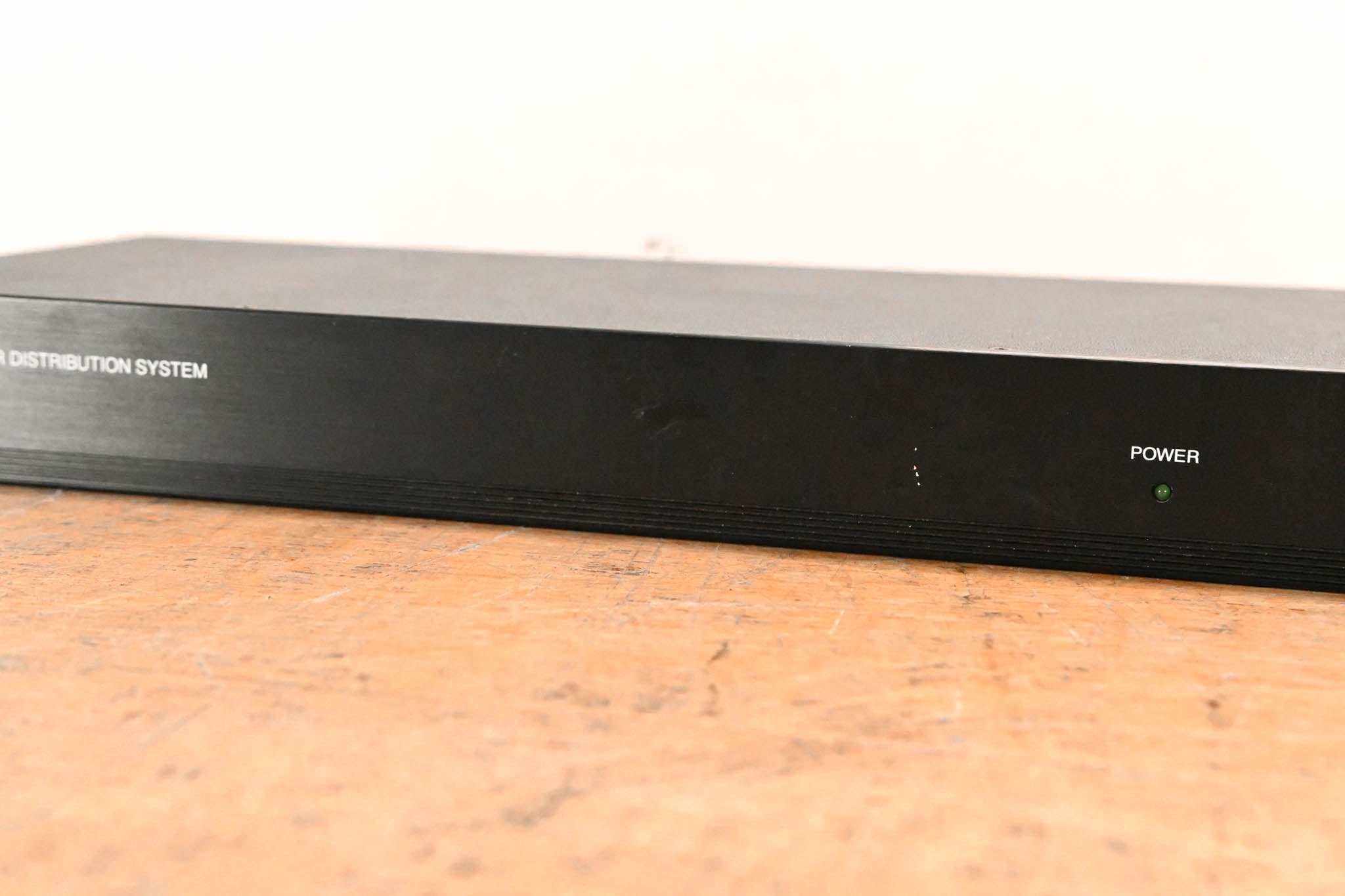 Shure UA844SWB Antenna Distribution System - 470-952 MHz NO POWER SUPPLY