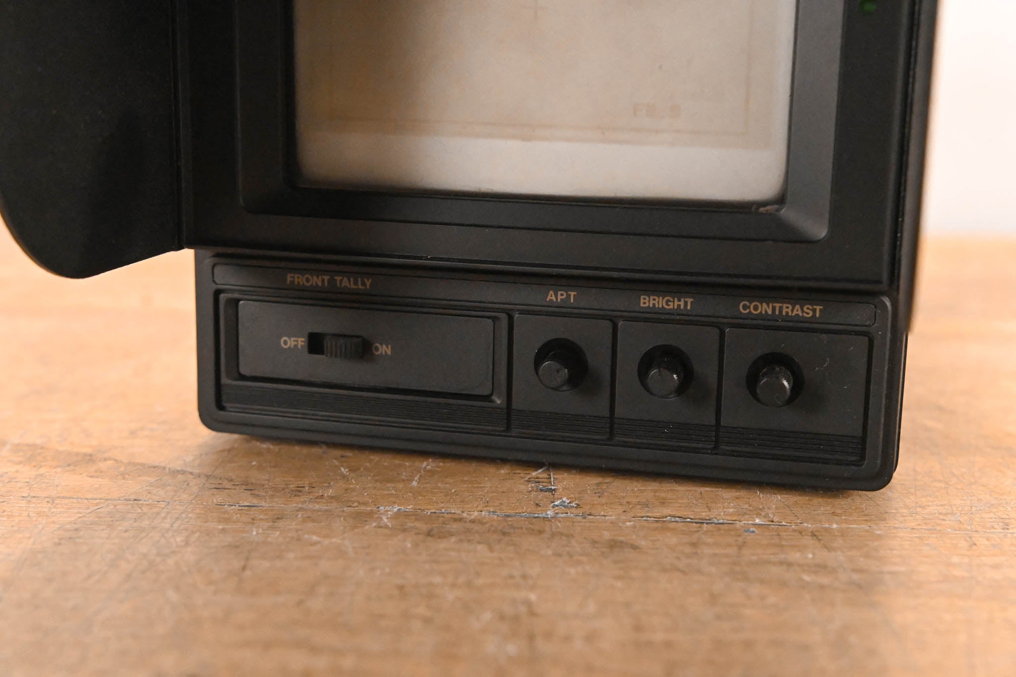 Hitachi VF-HD500 5" Black and White CRT Viewfinder