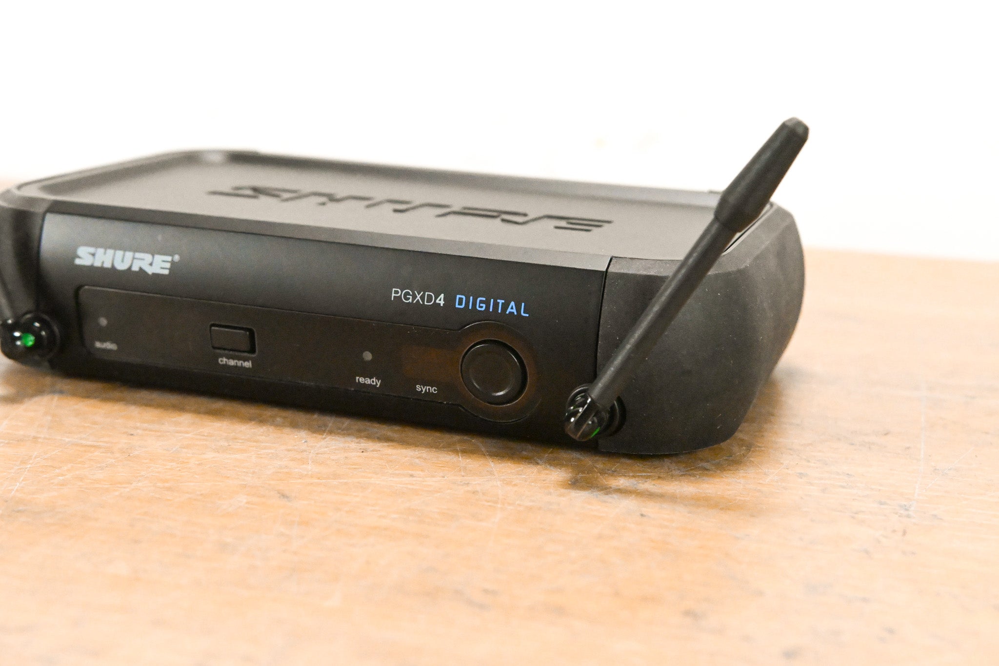 Shure PGXD24/PG58-X8 Digital Wireless Handheld System - X8 Band (NO PSU)