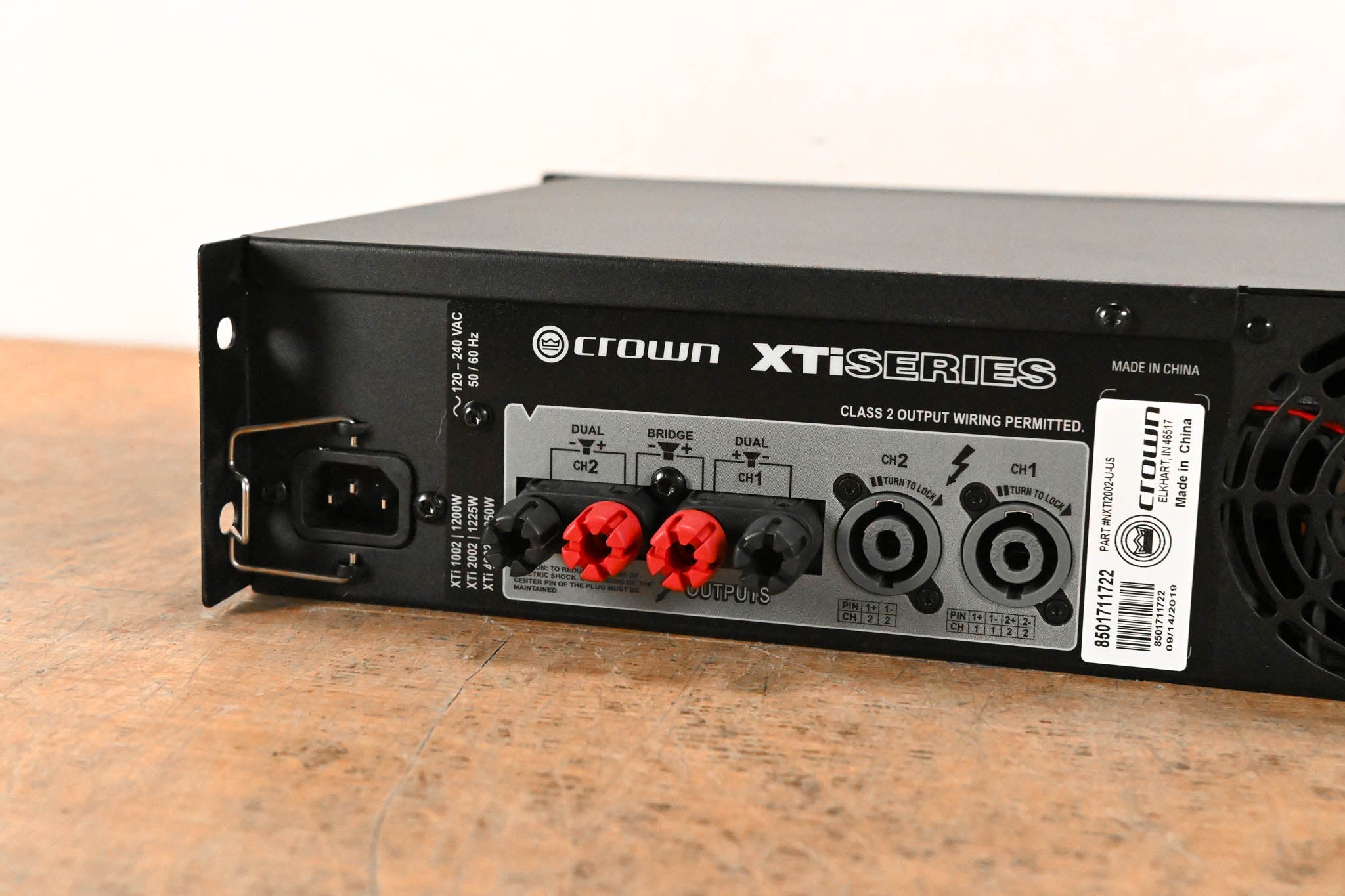 Crown XTi 2002 2-Channel Power Amplifier