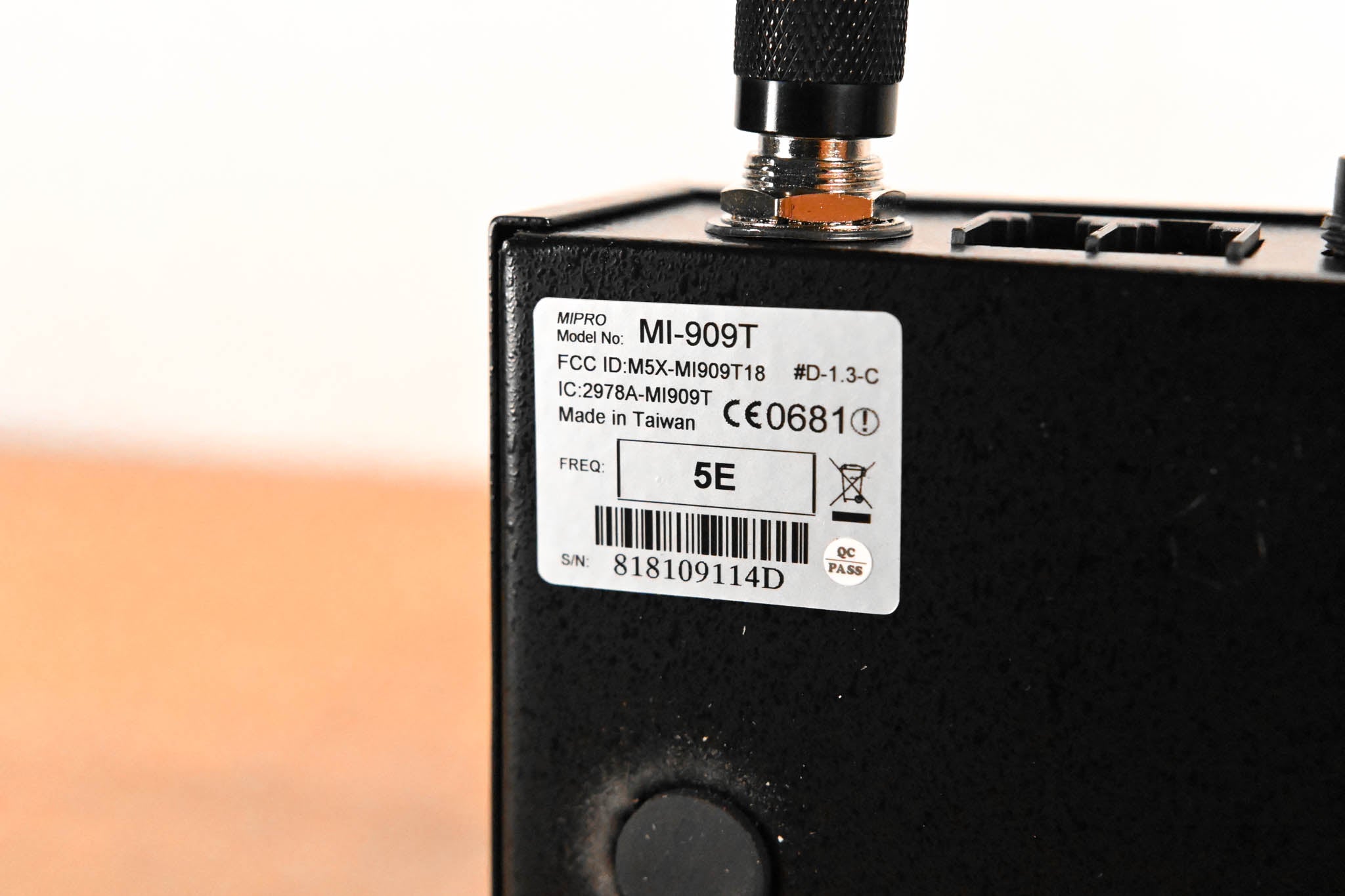 Mipro MI-909T UHF Digital Stereo Transmitter - 5E Band