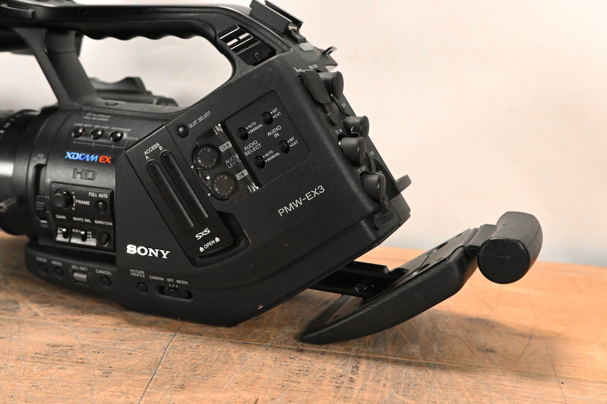 Sony PMW-EX3 XDCAM EX HD Compact Camcorder