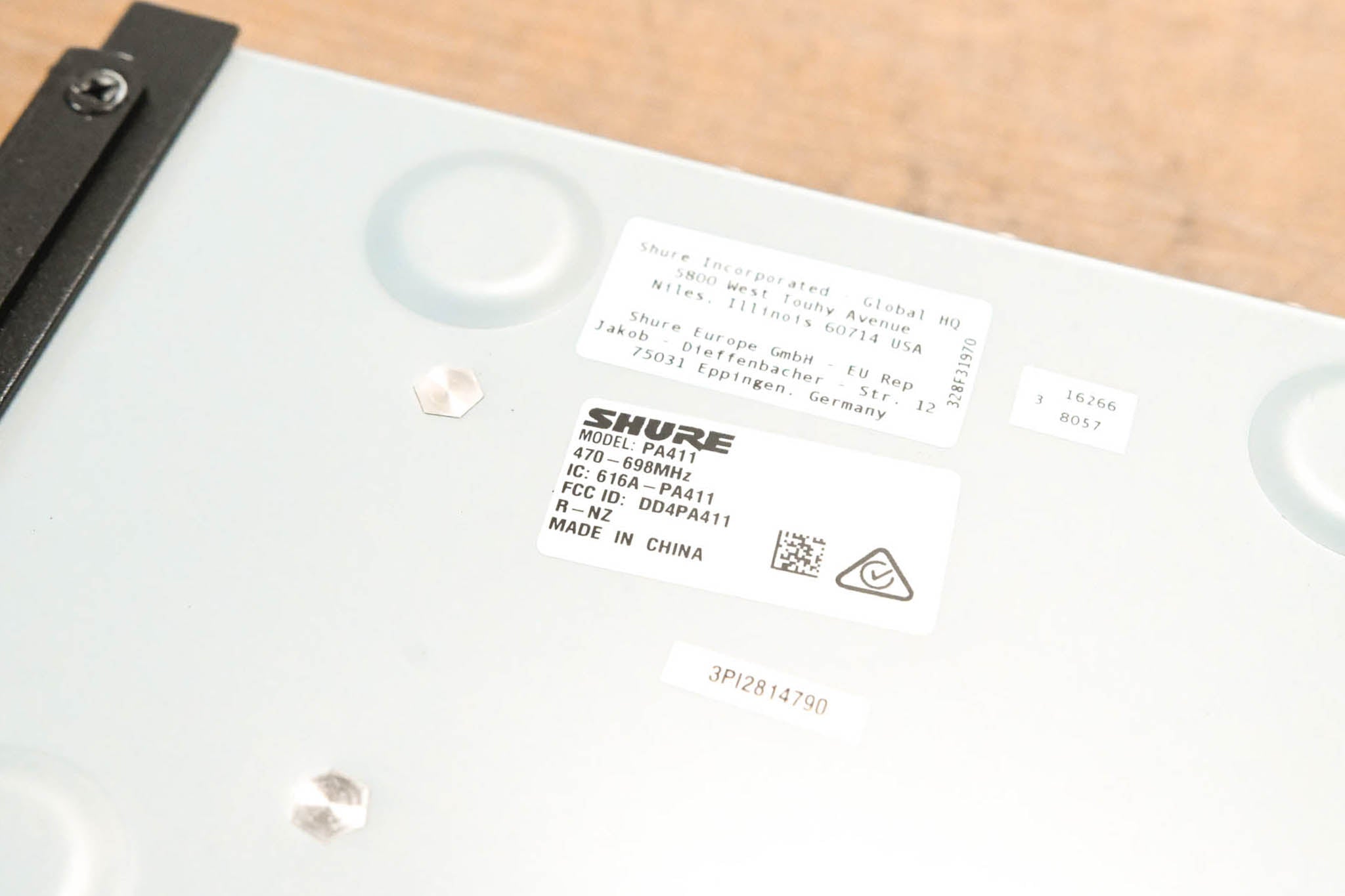 Shure PA411 Antenna Combiner for PSM 300 Series Wireless NO POWER SUPPLY