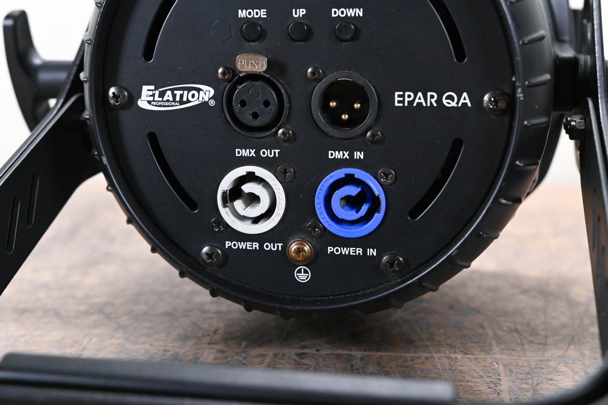 Elation EPAR QA 14 x 5W RGBA LED Par Can