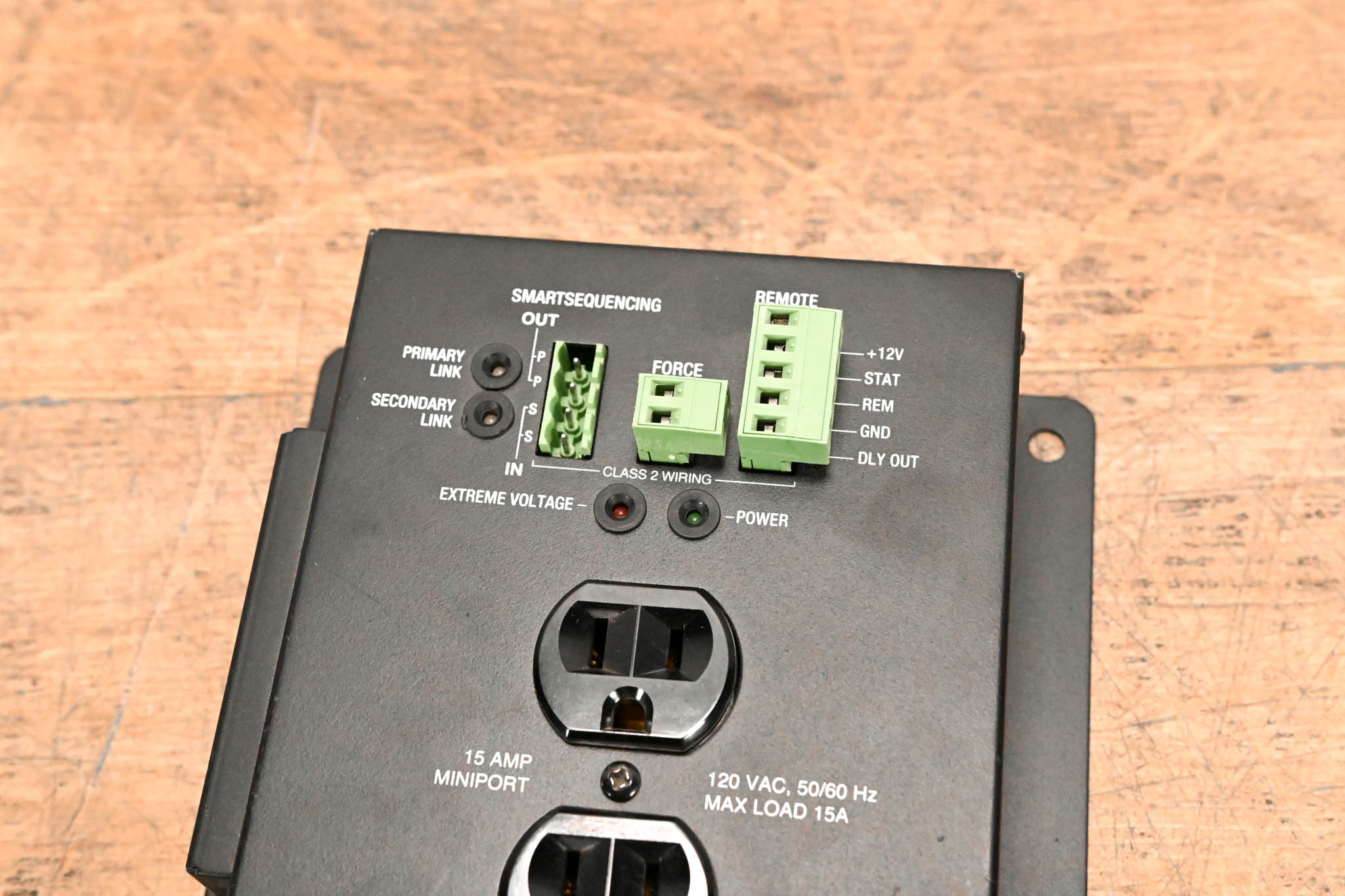 Furman CN-15MP Contractor Series MiniPort