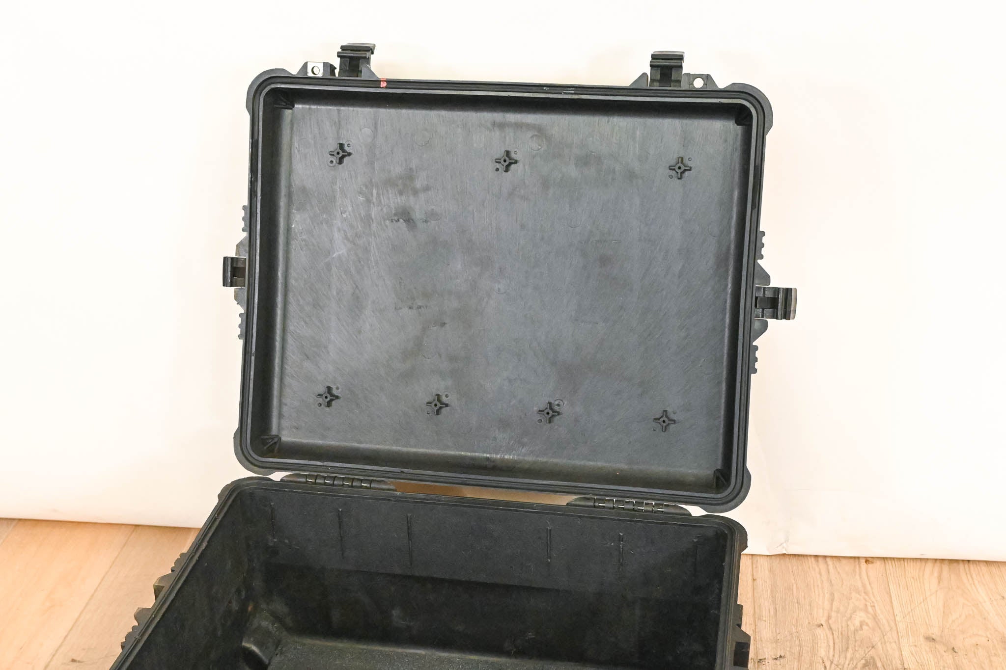 Pelican 1610 Protector Case with Foam