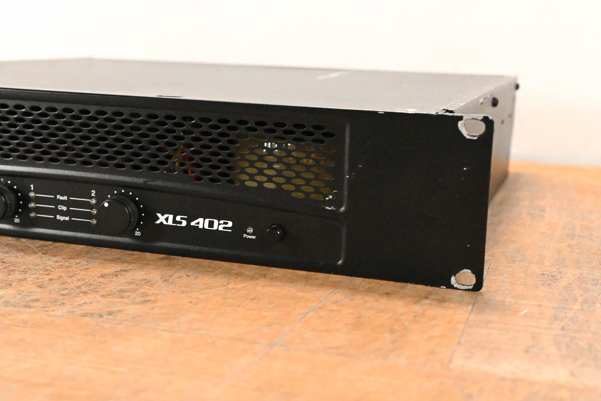 Crown XLS 402 2-Channel Power Amplifier