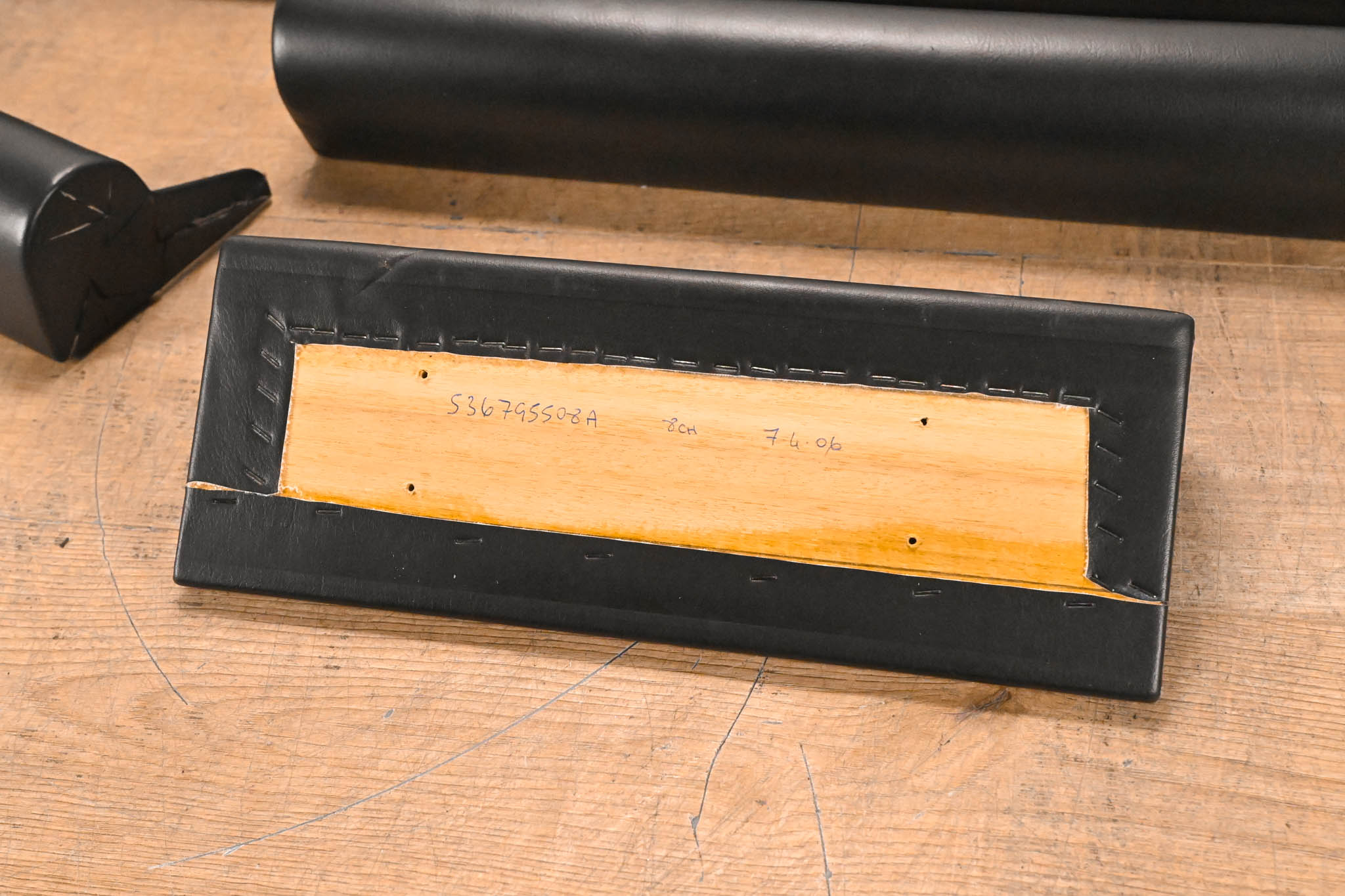 Solid State Logic C300 HD Cushioned Front Panel Armrest Set (5 Pieces)