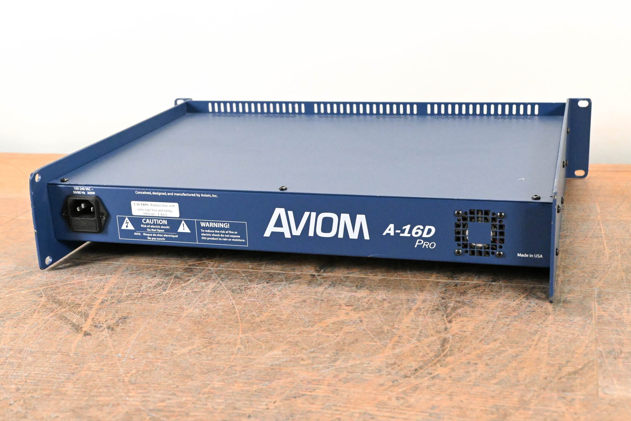 Aviom A-16D Pro A-Net Distributor