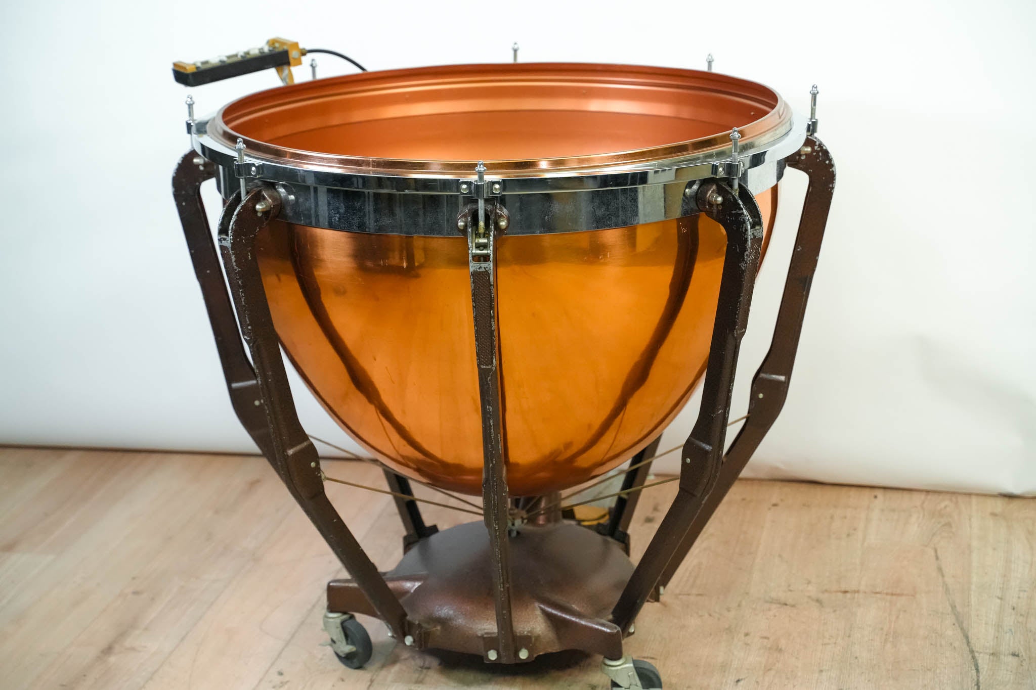 Ludwig 32-inch Timpani