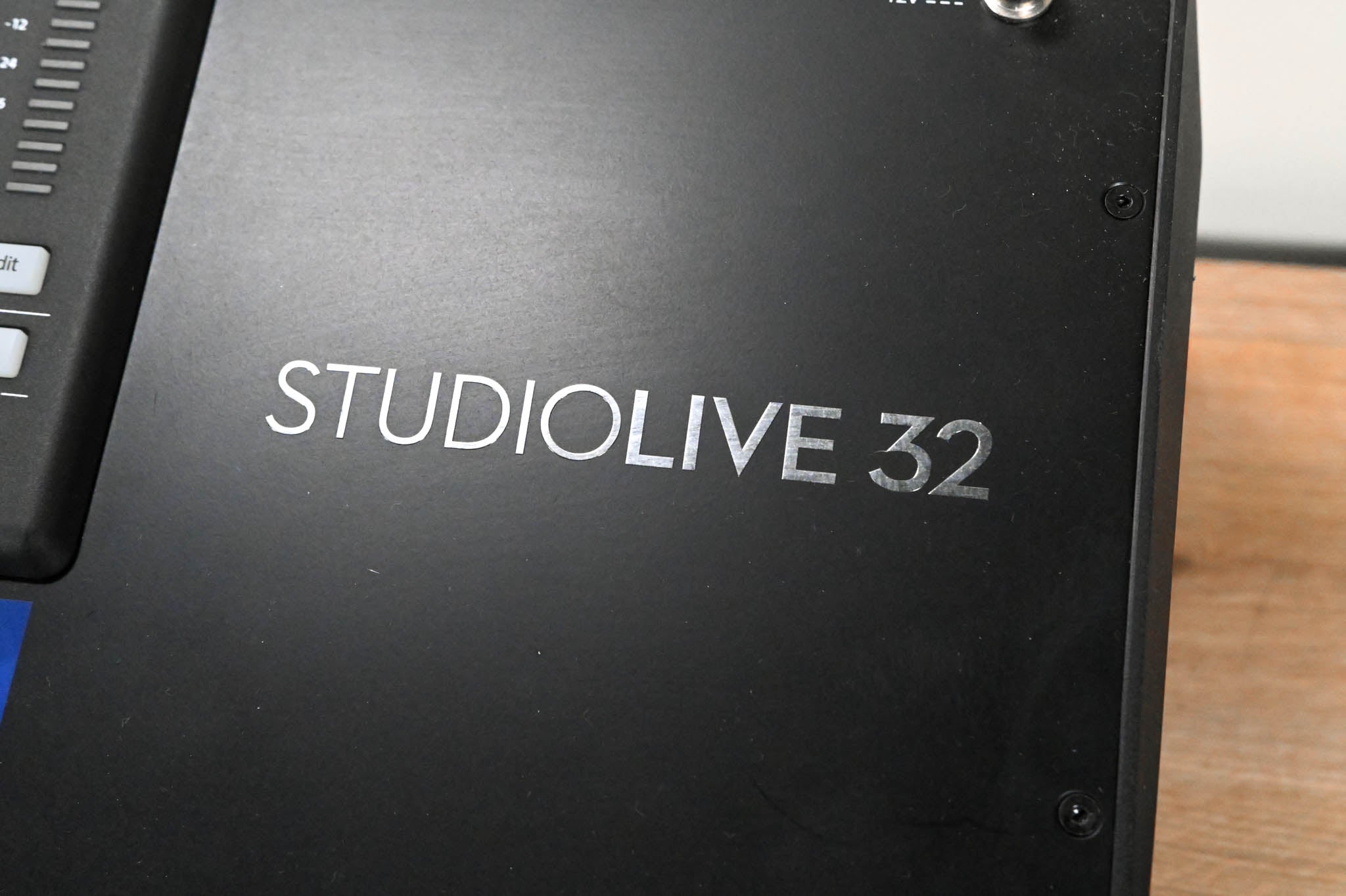 PreSonus StudioLive 32 32-Channel Digital Mixer with USB